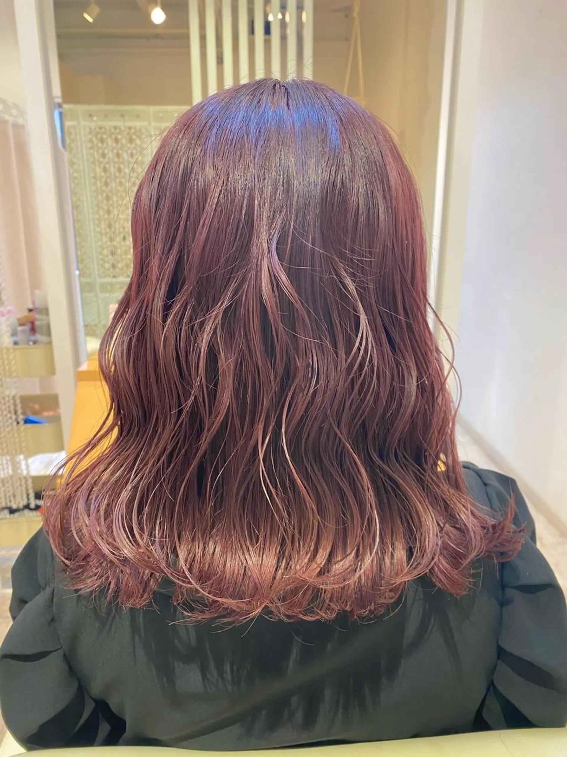 セミロング カラー ヘアアレンジ Design Color🐰アユミのヘアスタイル