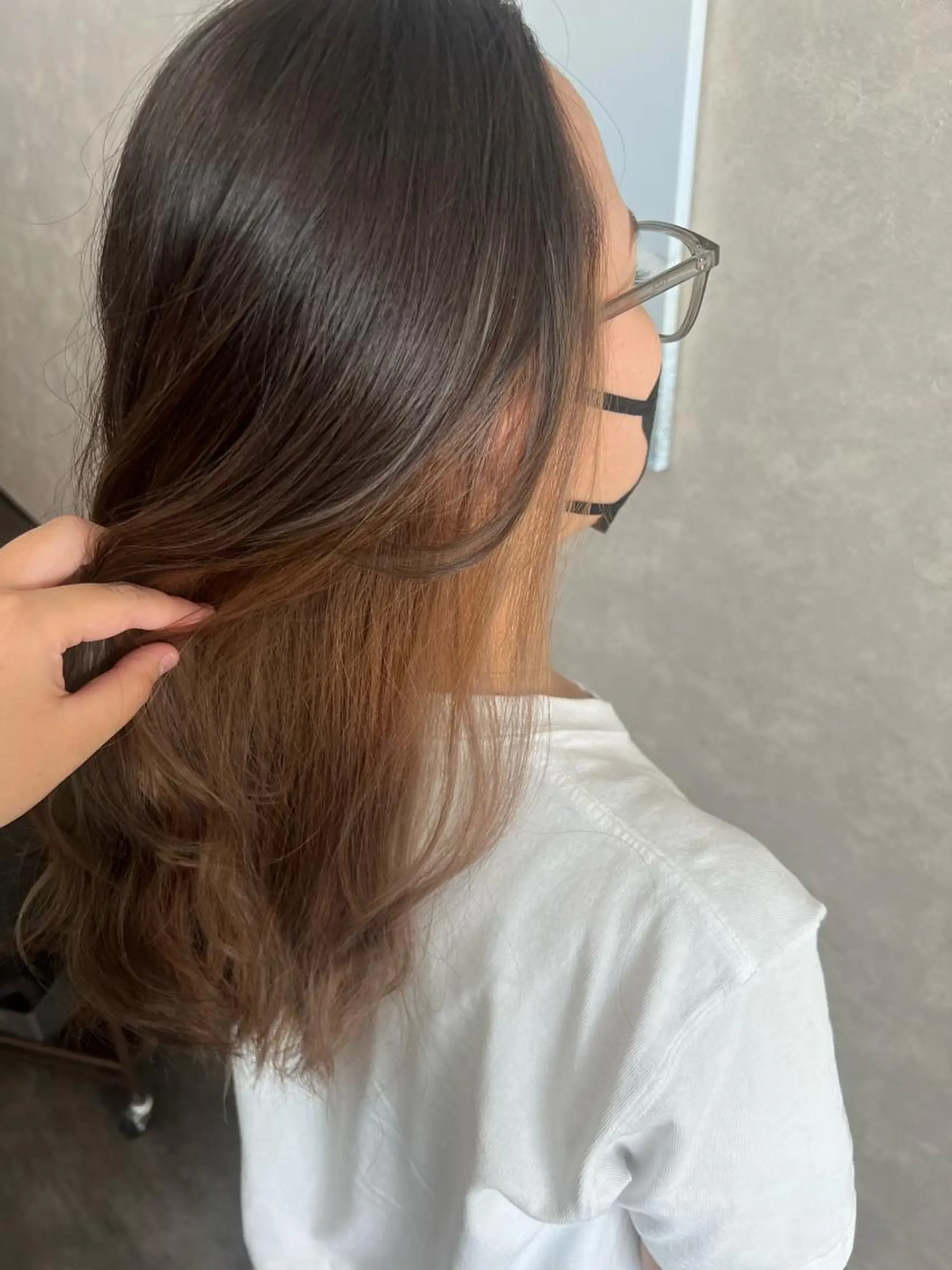 セミロング 髪質改善カラー🎀 アイブロウ✨麗華のヘアスタイル