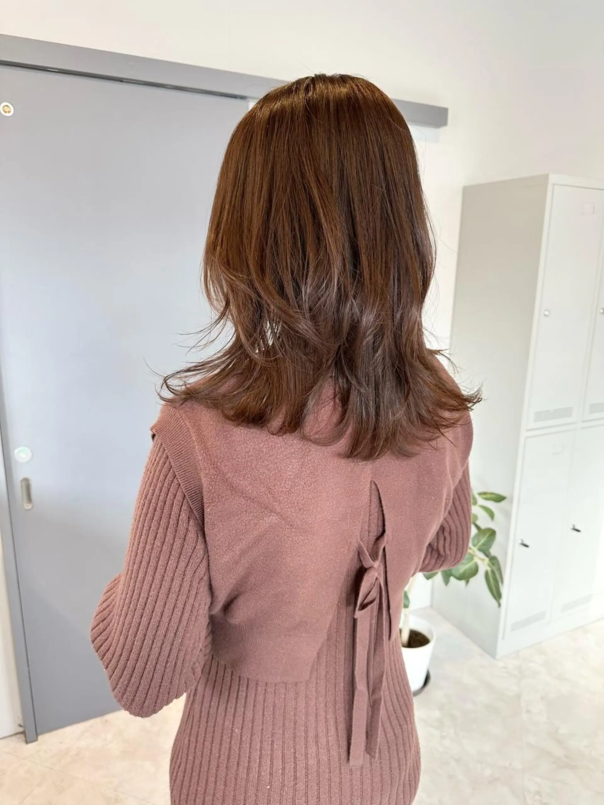 セミロング カット ヘアカラー トリートメント YOMU SUZUのヘアスタイル
