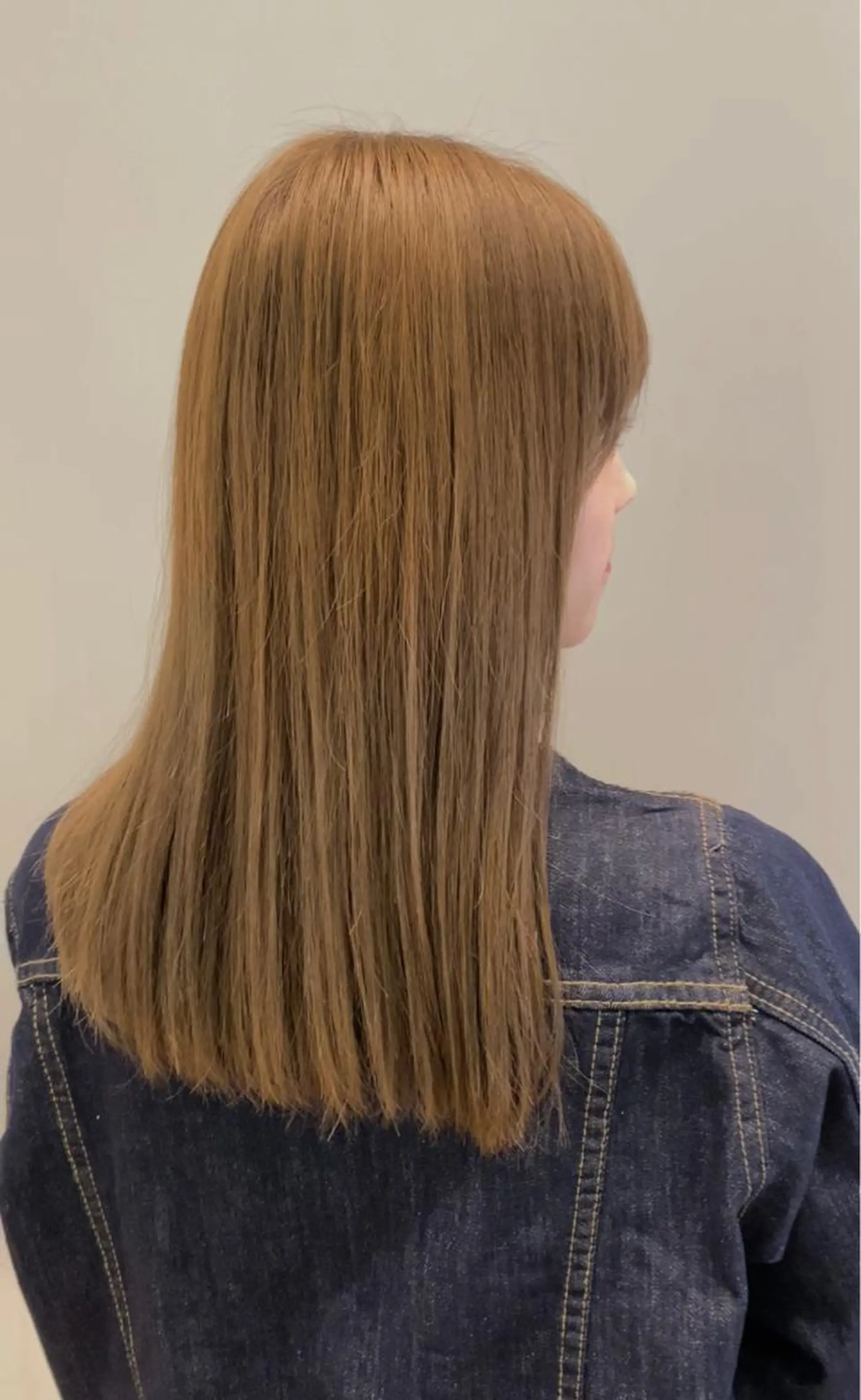 ミディアム カラー ヘアアレンジ メンズ キッズ メンズブリーチ ベージュカラー ブリーチ ミルクティーベージュ トリートメント HAZEL博多所属・杉村 一輝のヘアスタイル