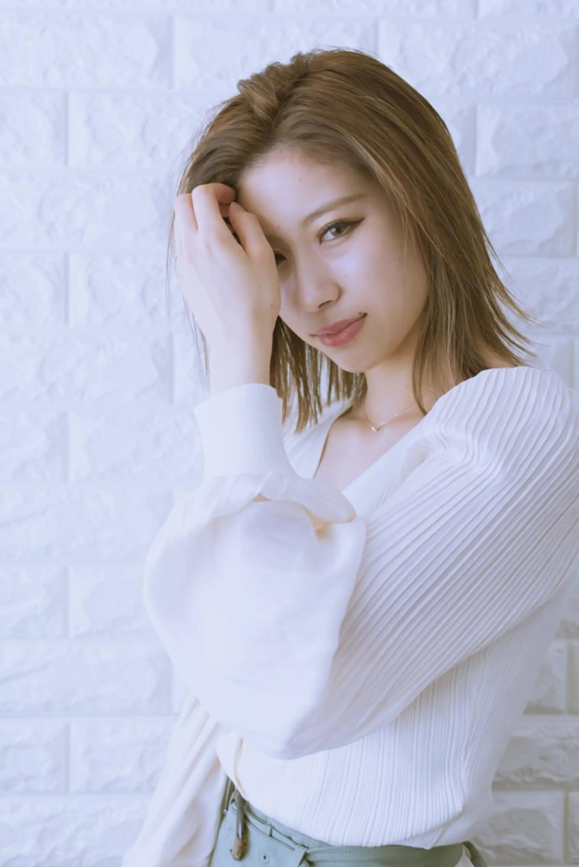 ミディアム カラー ショートボブ ベージュカラー ブルーカラー ブルージュ グレージュ 撮影モデル 斉藤 正敏のその他イメージ