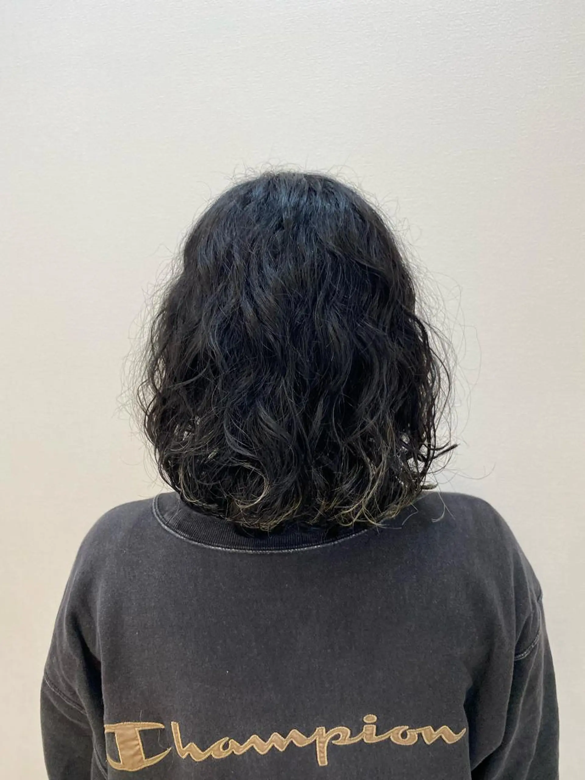 ミディアム ヘアメイクage所属・木山 萌香のヘアスタイル