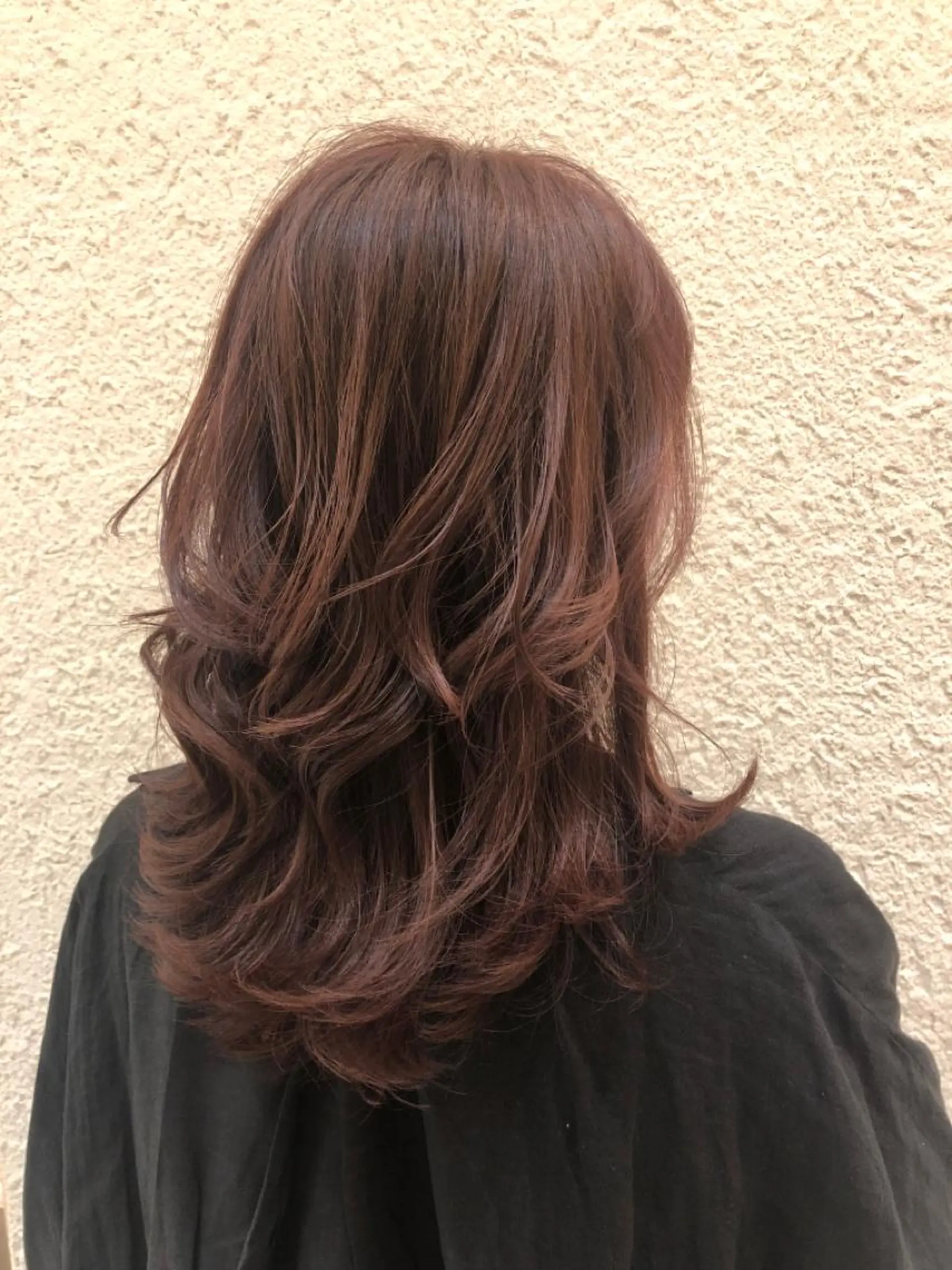 ミディアム レイヤーカット カット ヘアカラー 池添 聖矢のヘアスタイル