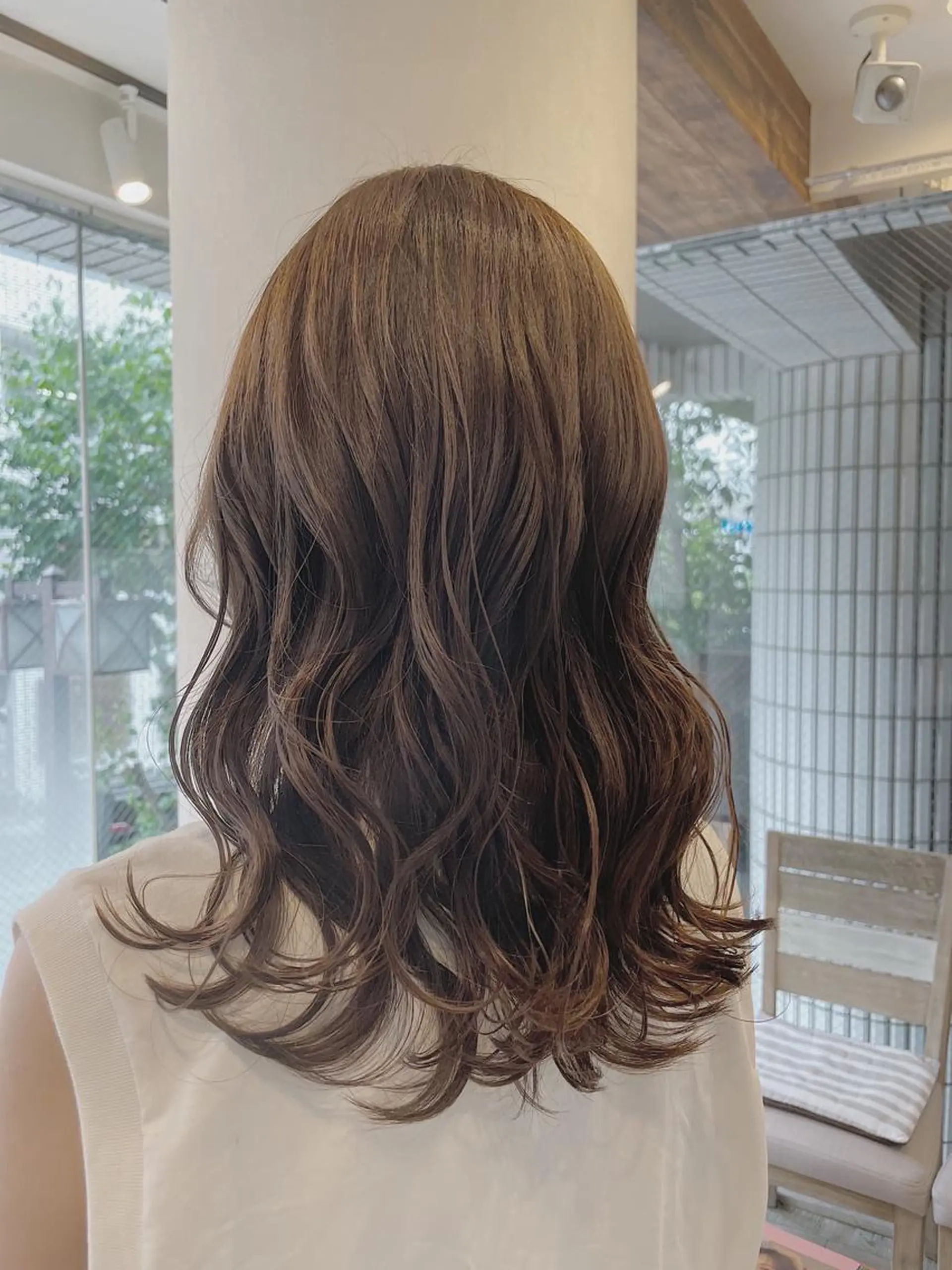 ミディアム カラー カット ヘアカラー トリートメント 【垢抜け大人髪】 TIARA西山のヘアスタイル