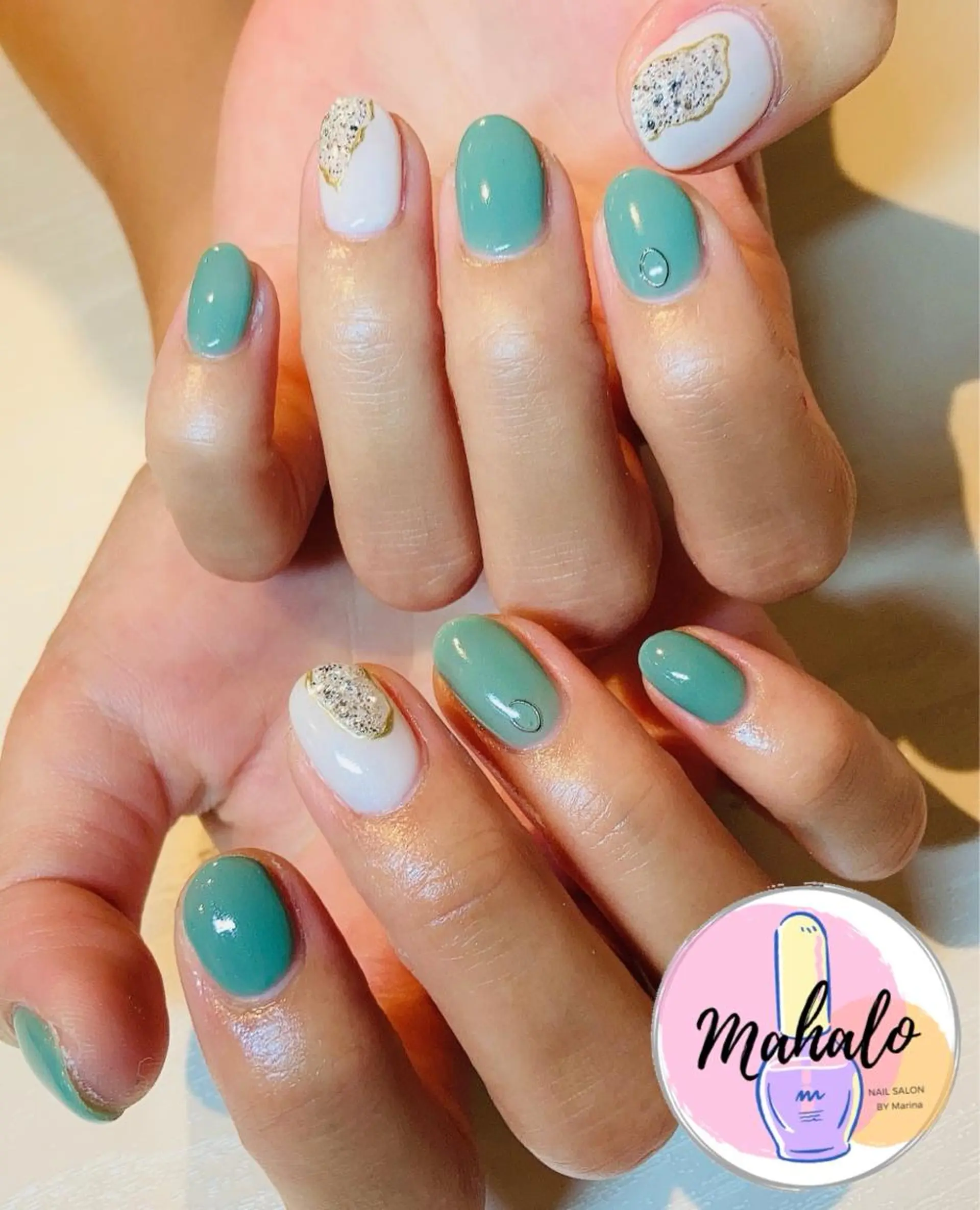 ネイル ラメ(グリッター) ワンカラーネイル シンプルネイル ホワイト Nail Salon Mahaloのネイルデザイン