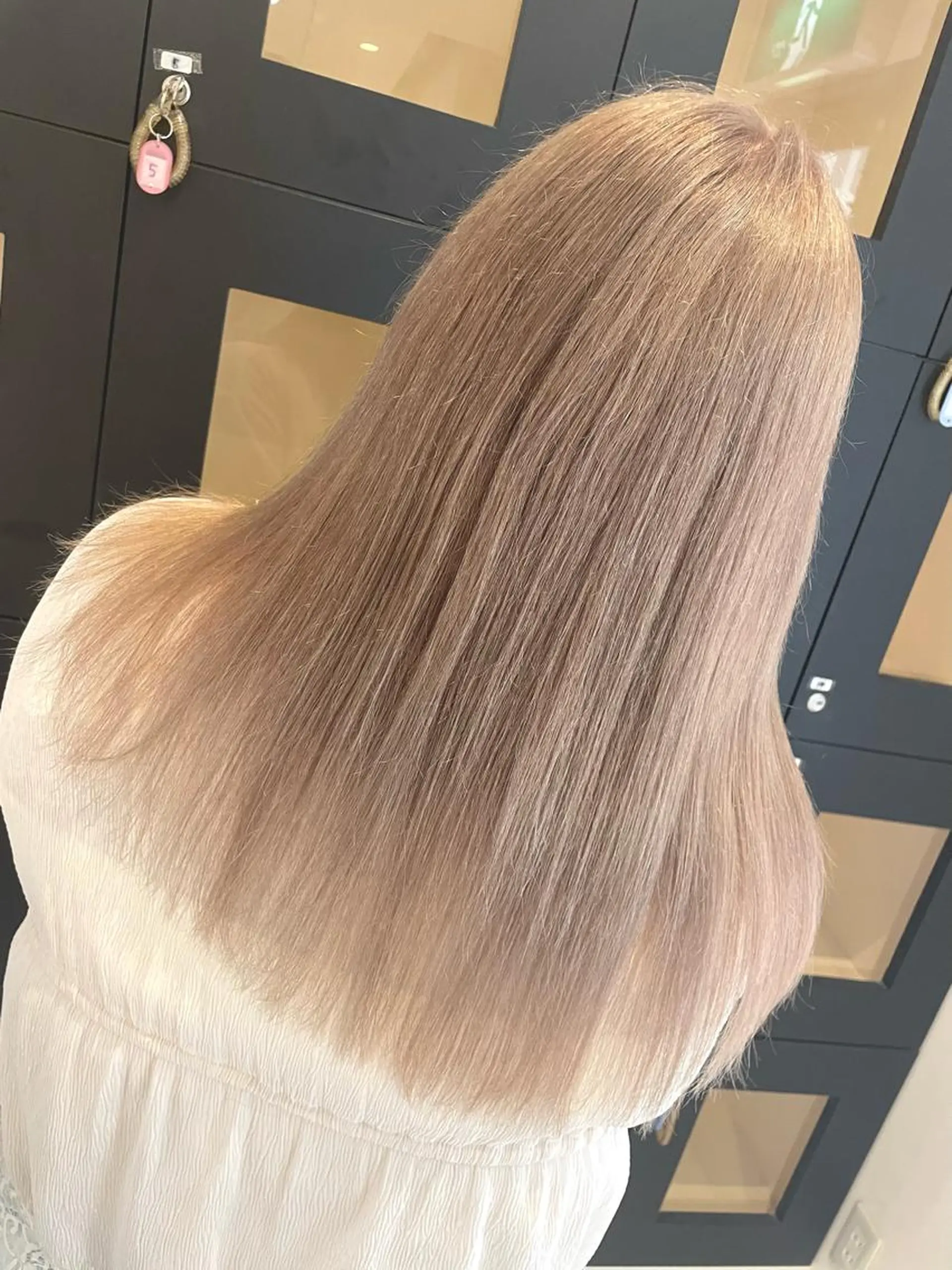 カラー ブロンド ヘアカラー Chere rosso所属・✨頭身浴無料 -chere-金剛店のヘアスタイル