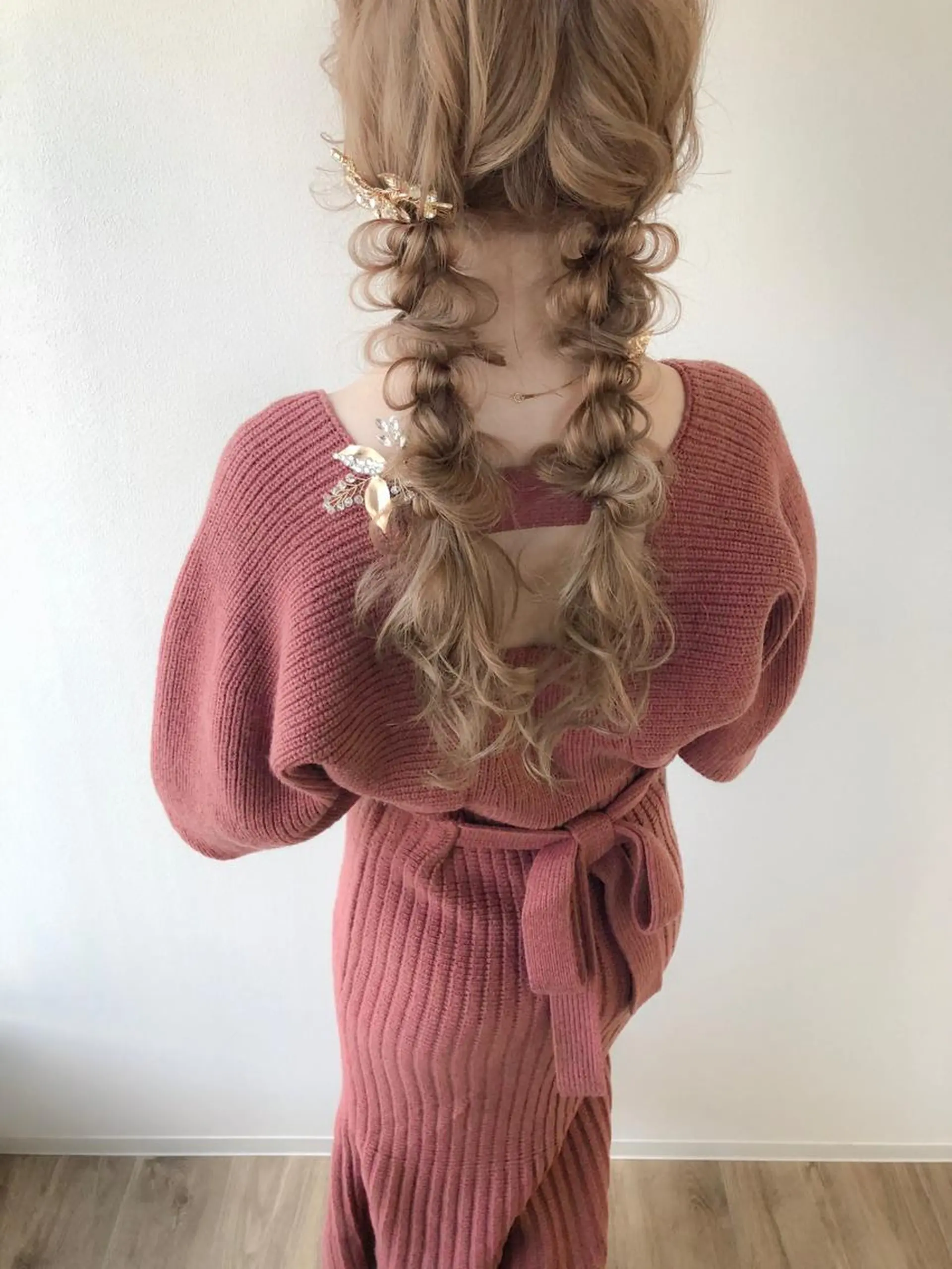 ロング カラー ヘアアレンジ ベージュカラー autre所属・大久保 ひでなりのヘアスタイル