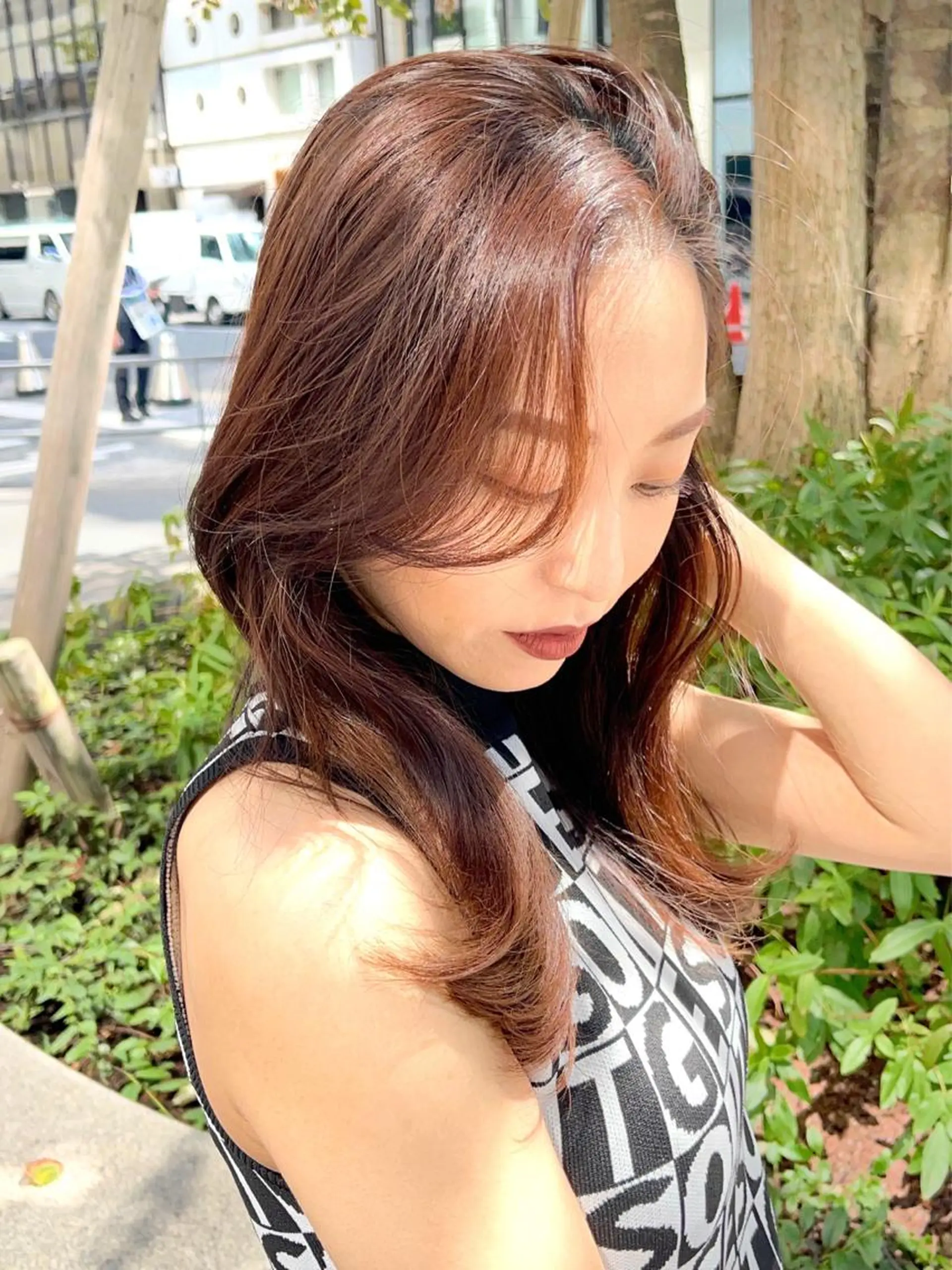 ロング カラー アディクシーカラー ベージュカラー 透明感カラー イヤリングカラー グレージュ 顔周り特化/韓国ヘア /レイヤー/吉野幸大のヘアスタイル