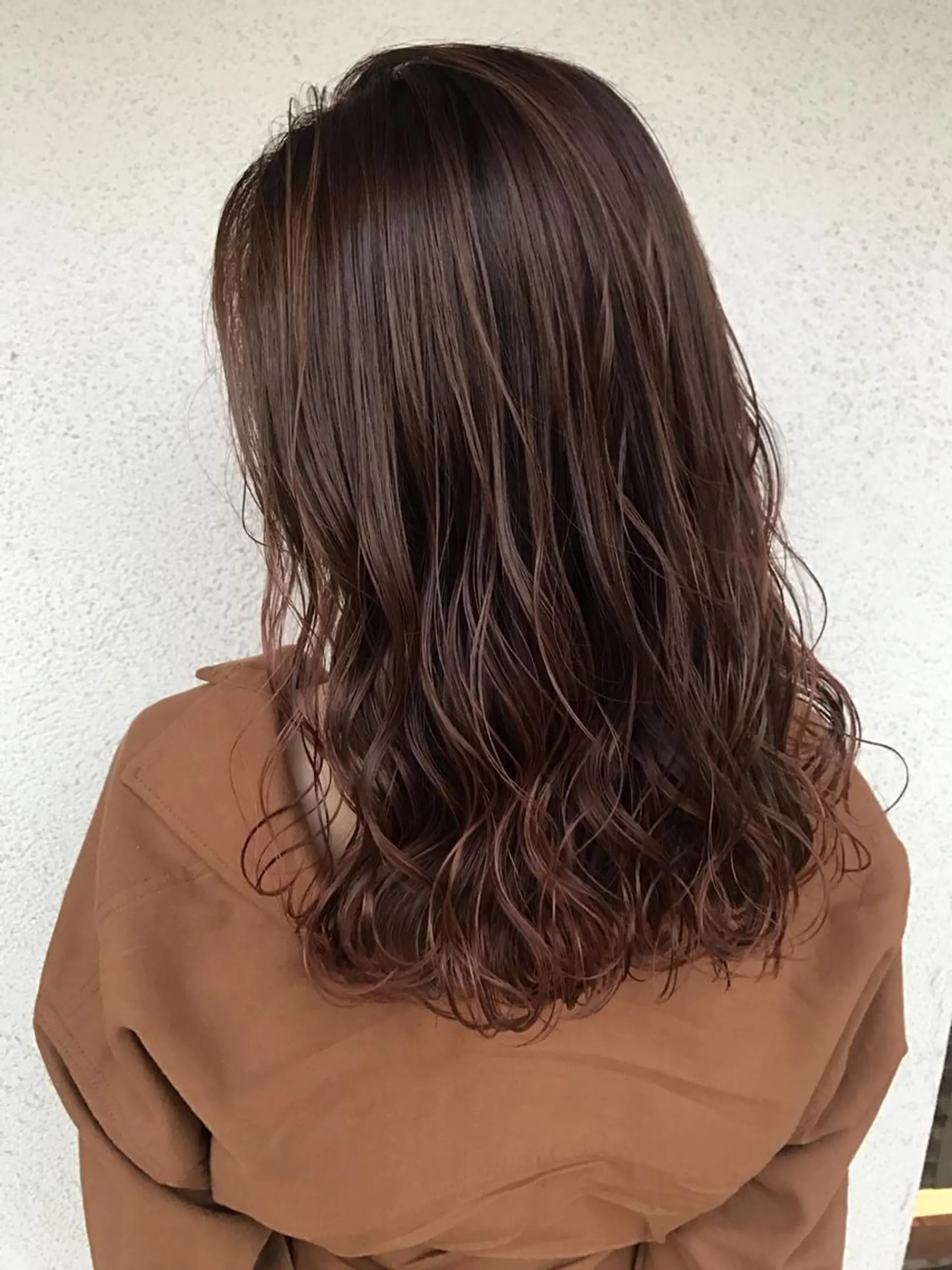 ミディアム 加藤 菜々香のヘアスタイル