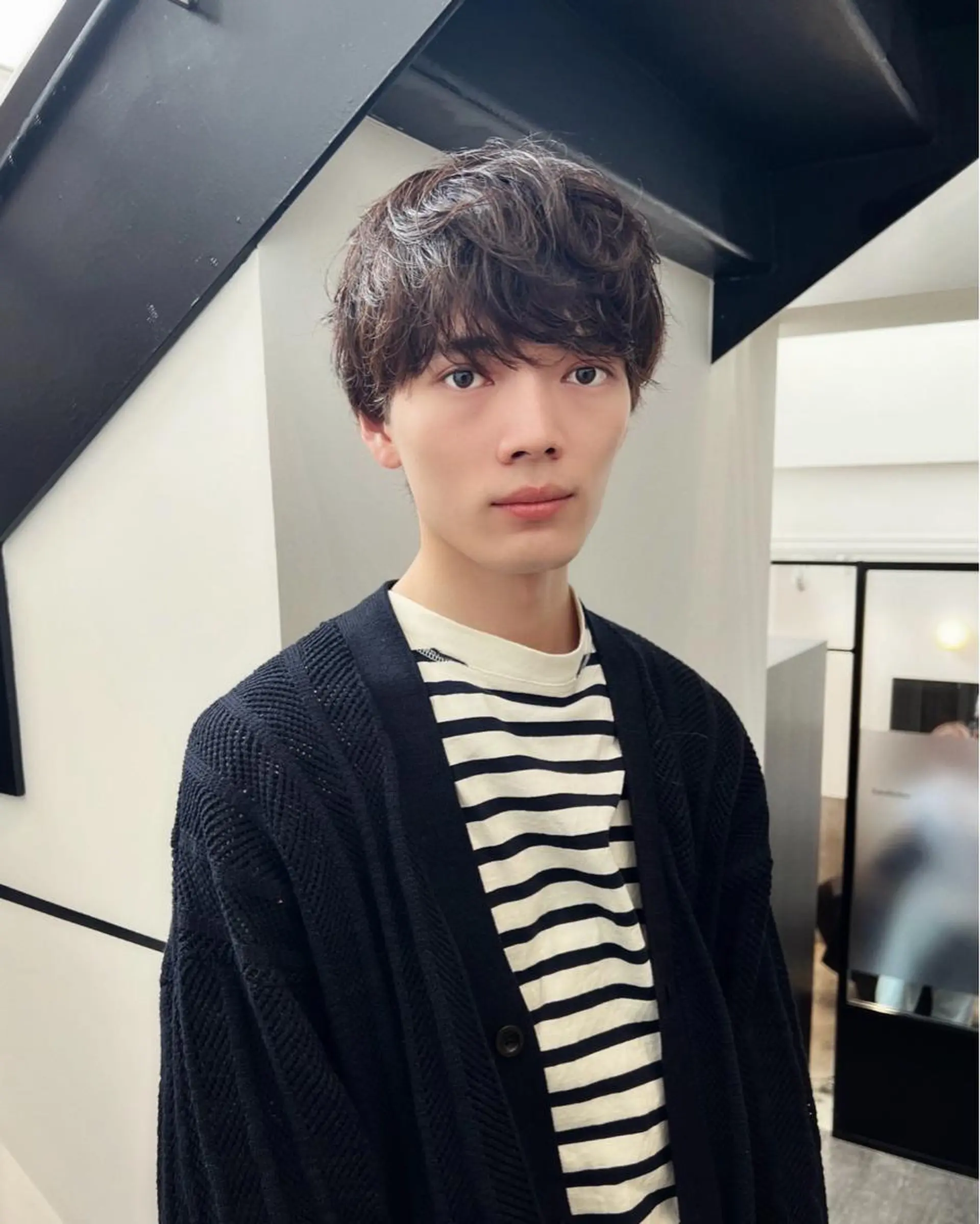 パーマ メンズ メンズパーマ カット パーマ Qin shaire salon 原宿verno店所属・【センターパート】 ETO／江藤翼の眉毛・アイブロウイメージ