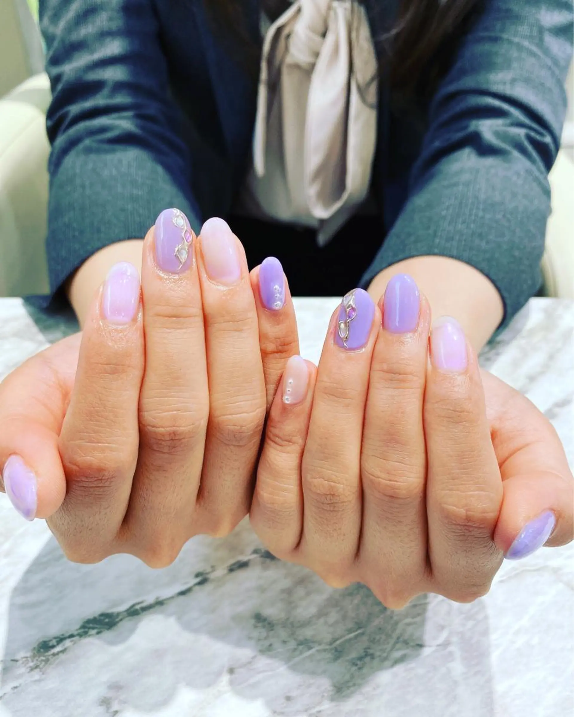 ネイル 夏ネイル ハンドネイル フットネイル ハンドケア nail salon  AlgeTy所属・✴︎:.｡. MAKI.｡.:✴︎のネイルデザイン