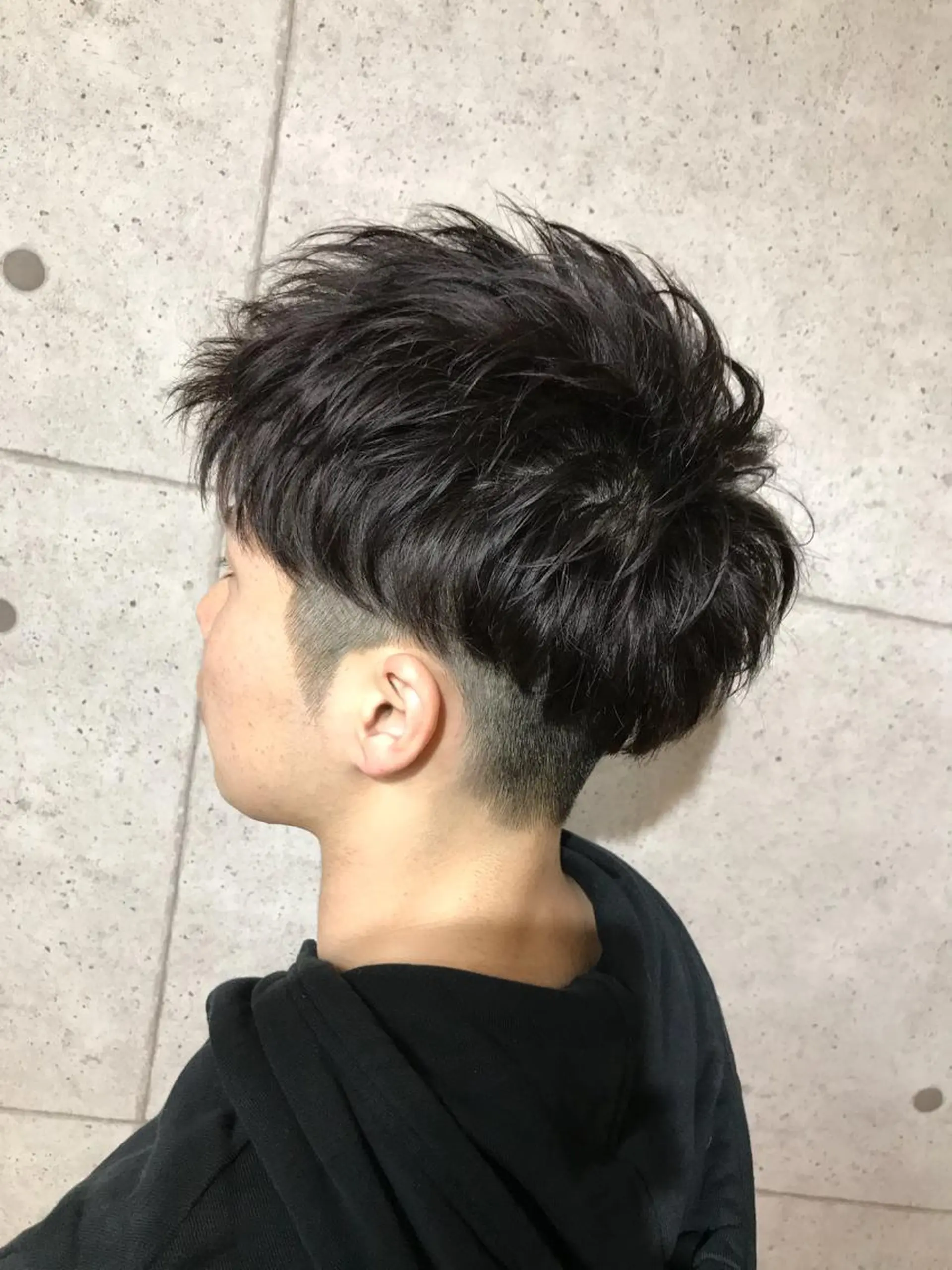 メンズ アップバング マッシュ ツーブロック カット hair teria ryu 大塚のヘアスタイル