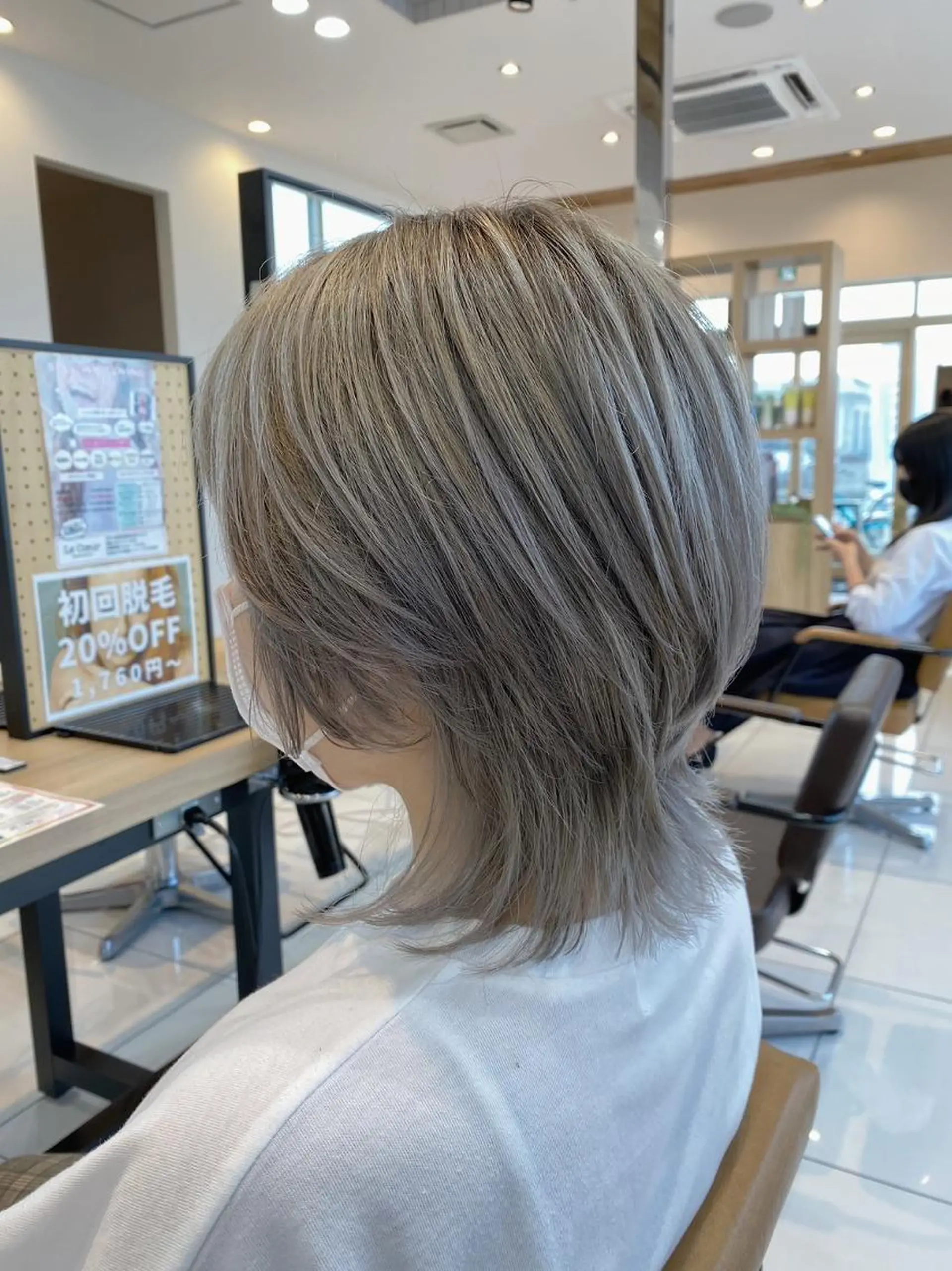ミディアム ルクール柏崎店　大倉 日和のヘアスタイル