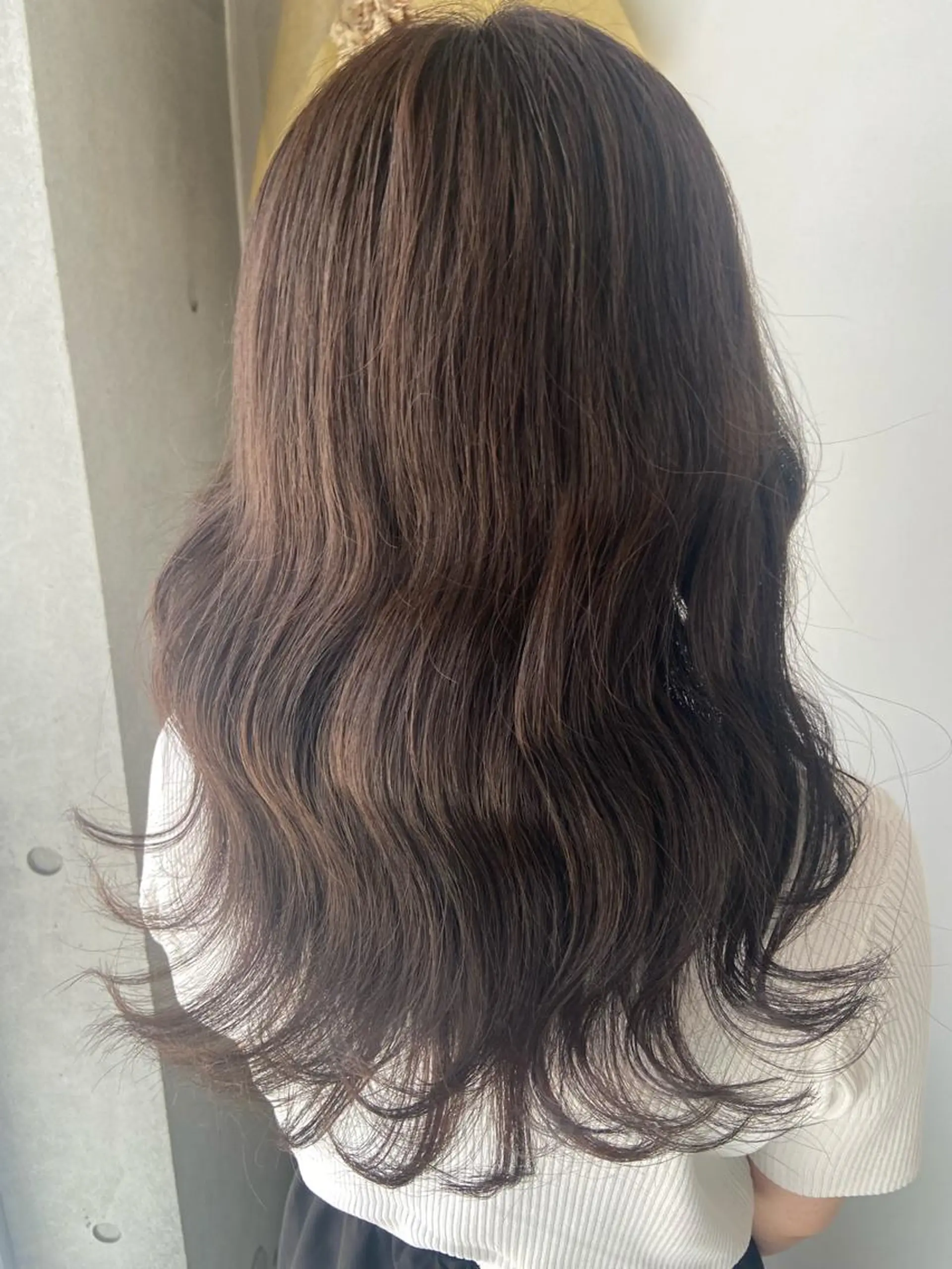 ロング カラー グレージュ BROCANTE LUXBE 立川北口店所属・後藤 卓哉のヘアスタイル