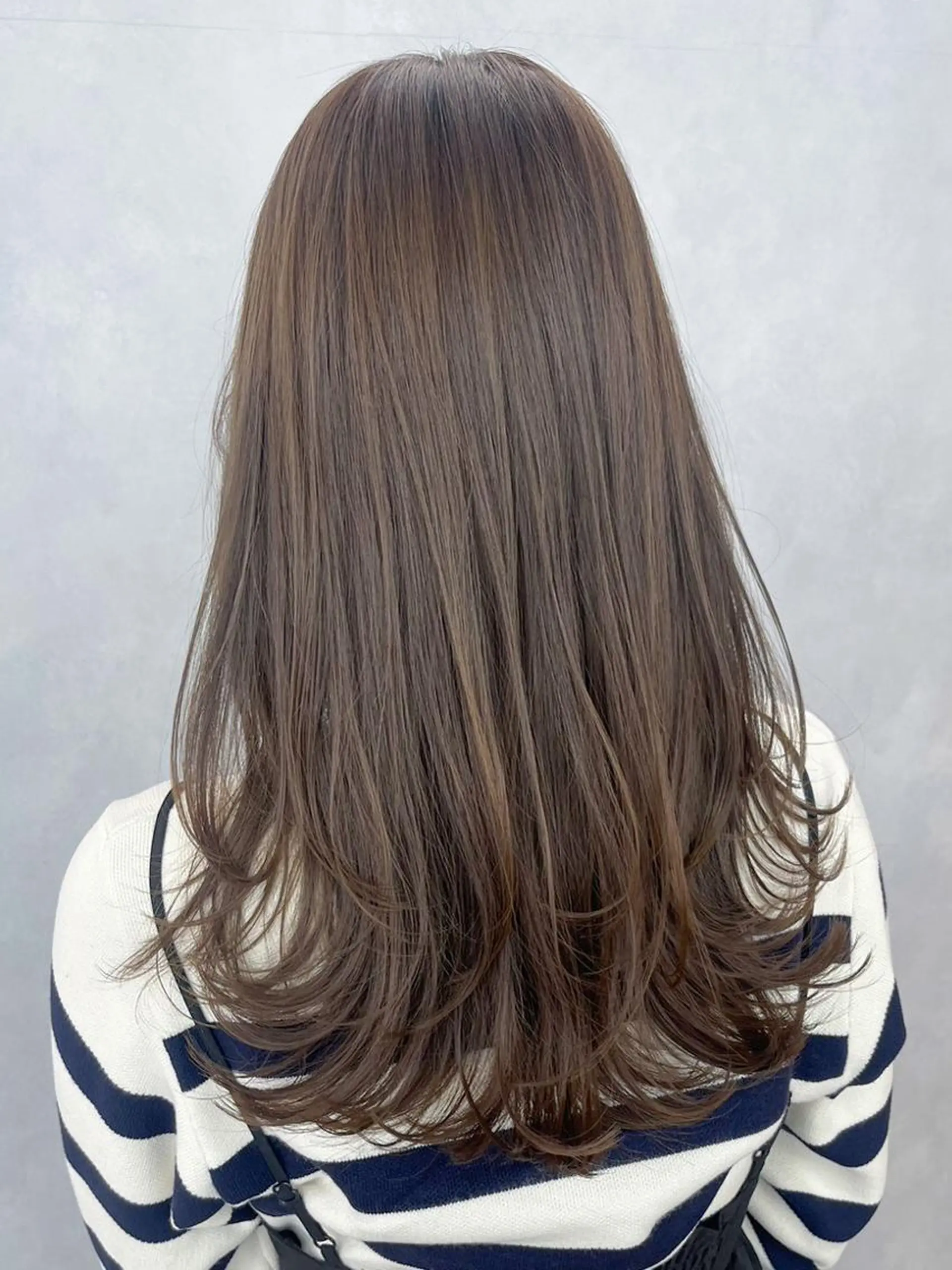 セミロング カラー パーマ ヘアアレンジ レイヤーカット カット ヘアカラー トリートメント ITbyALBUM 八王子店のヘアスタイル