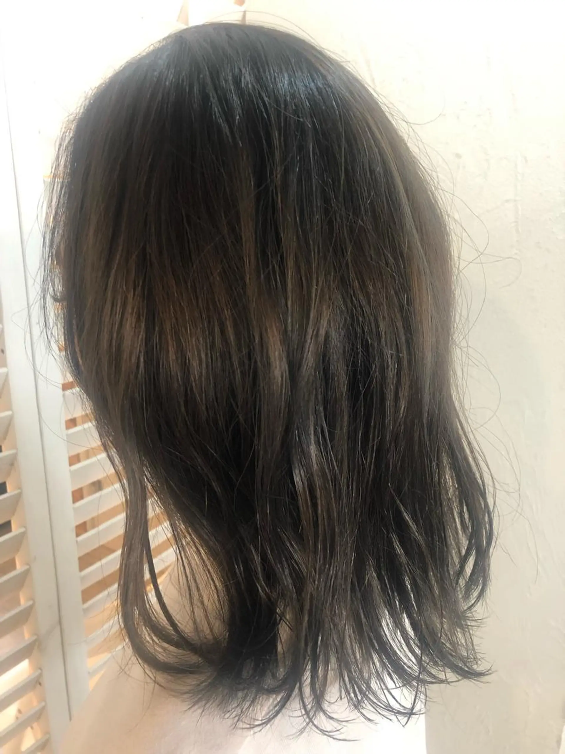 ミディアム カラー カット トリートメント ヘアセット 髪質改善&ブリーチ 伊勢 祐一郎のヘアスタイル