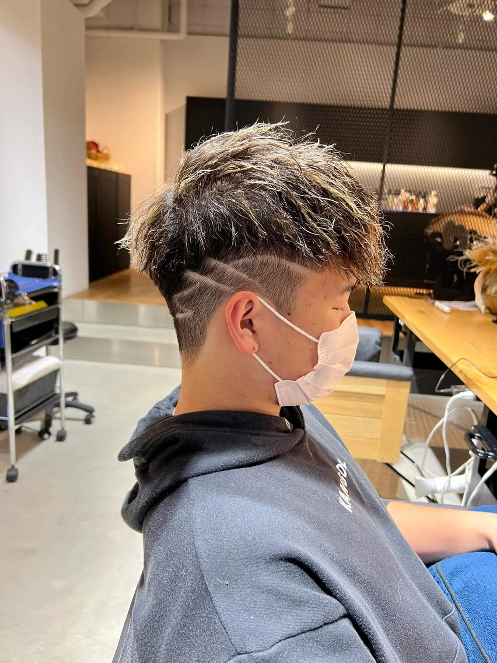 カラー パーマ メンズ メンズパーマ メンズツイストパーマ ツイストパーマ カット ヘアカラー パーマ トリートメント メンズ専門　井藤 雅也のヘアスタイル