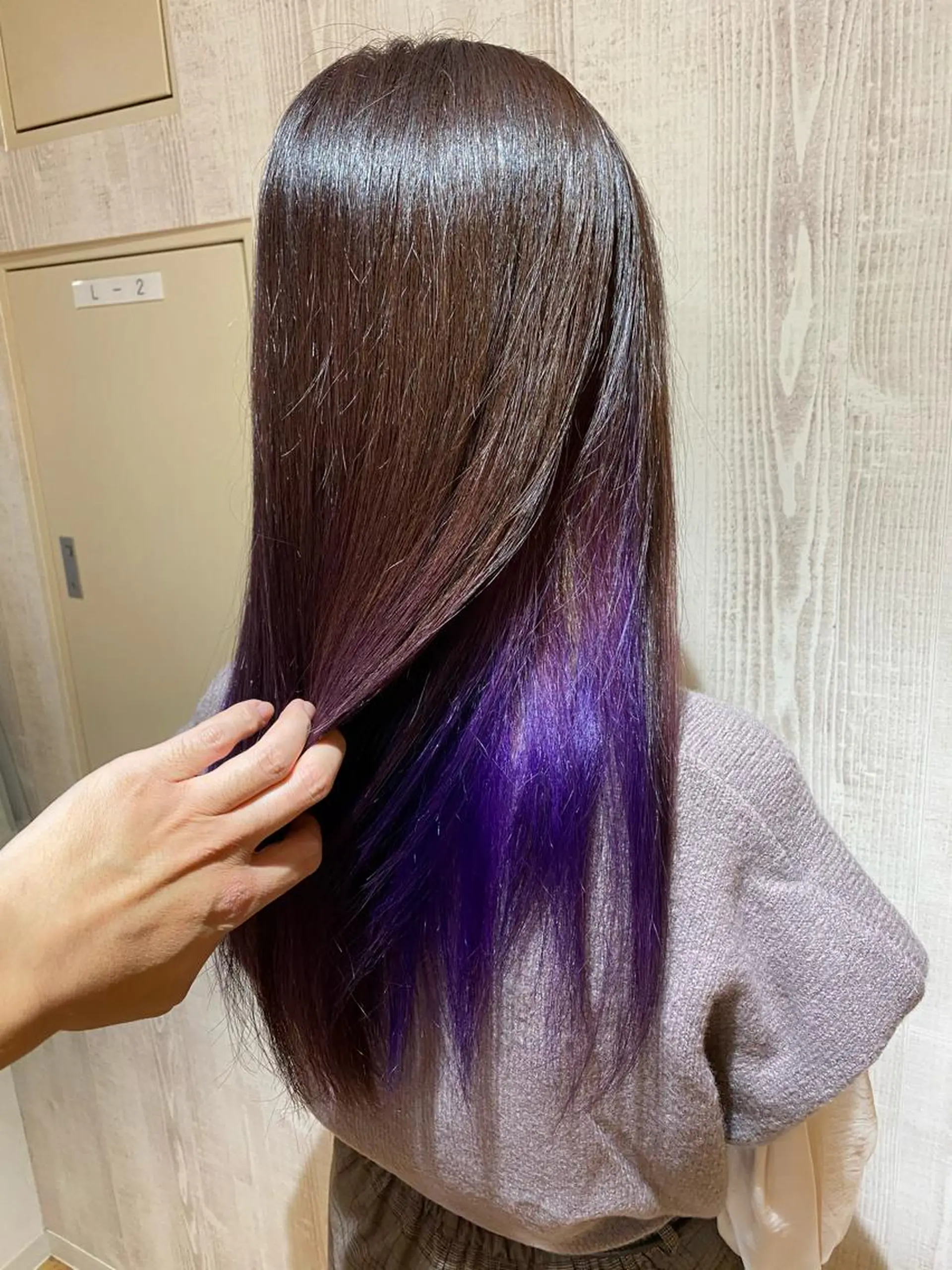 ロング カット ヘアカラー 鈴木 マサアキのヘアスタイル