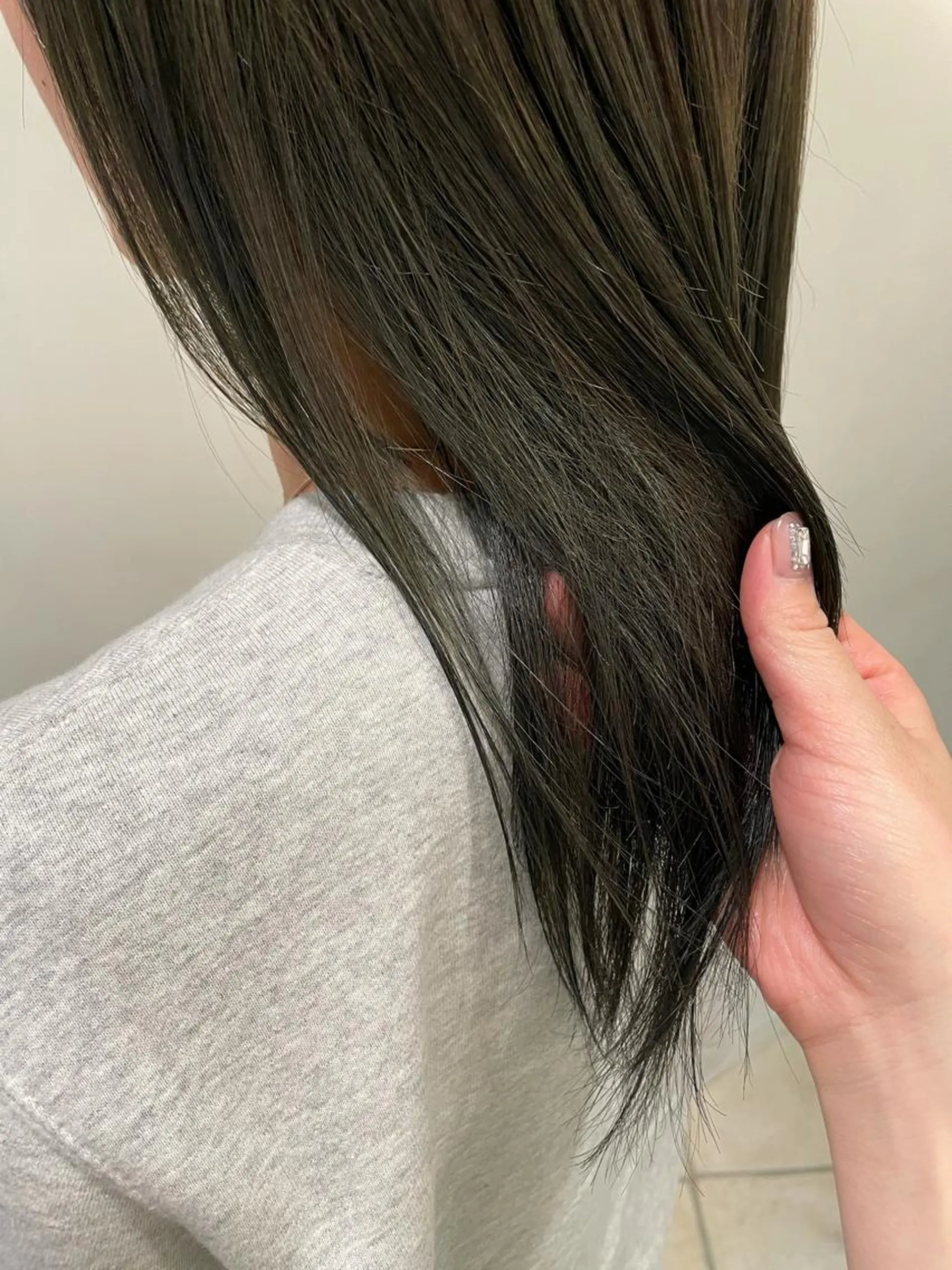 ロング アッシュ 髪質改善 縮毛矯正 トリートメント 韓国風ヘア♡ runaのヘアスタイル