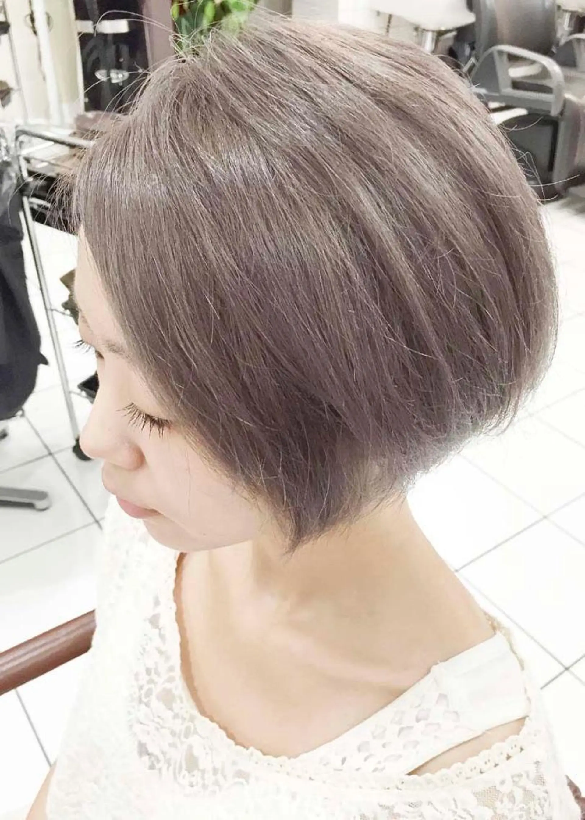 ショート カラー ヘアアレンジ アッシュ アッシュグレー アッシュグレージュ 透明感カラー グレージュ モテ髪透明感❤️ デイズヘアカラーのヘアスタイル
