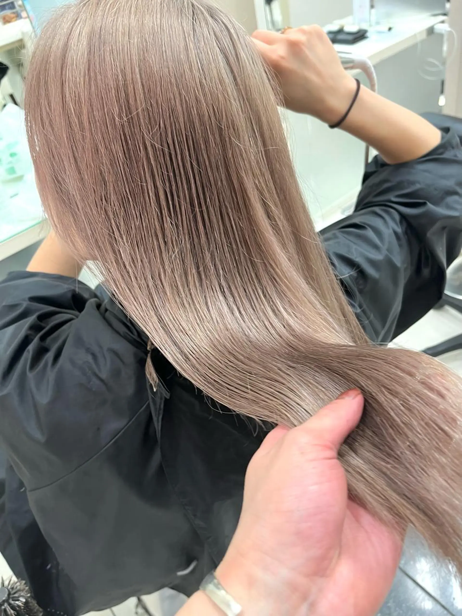 ロング ハイライト ✔️ダブルカラー ✔️ショート✔️今野のヘアスタイル