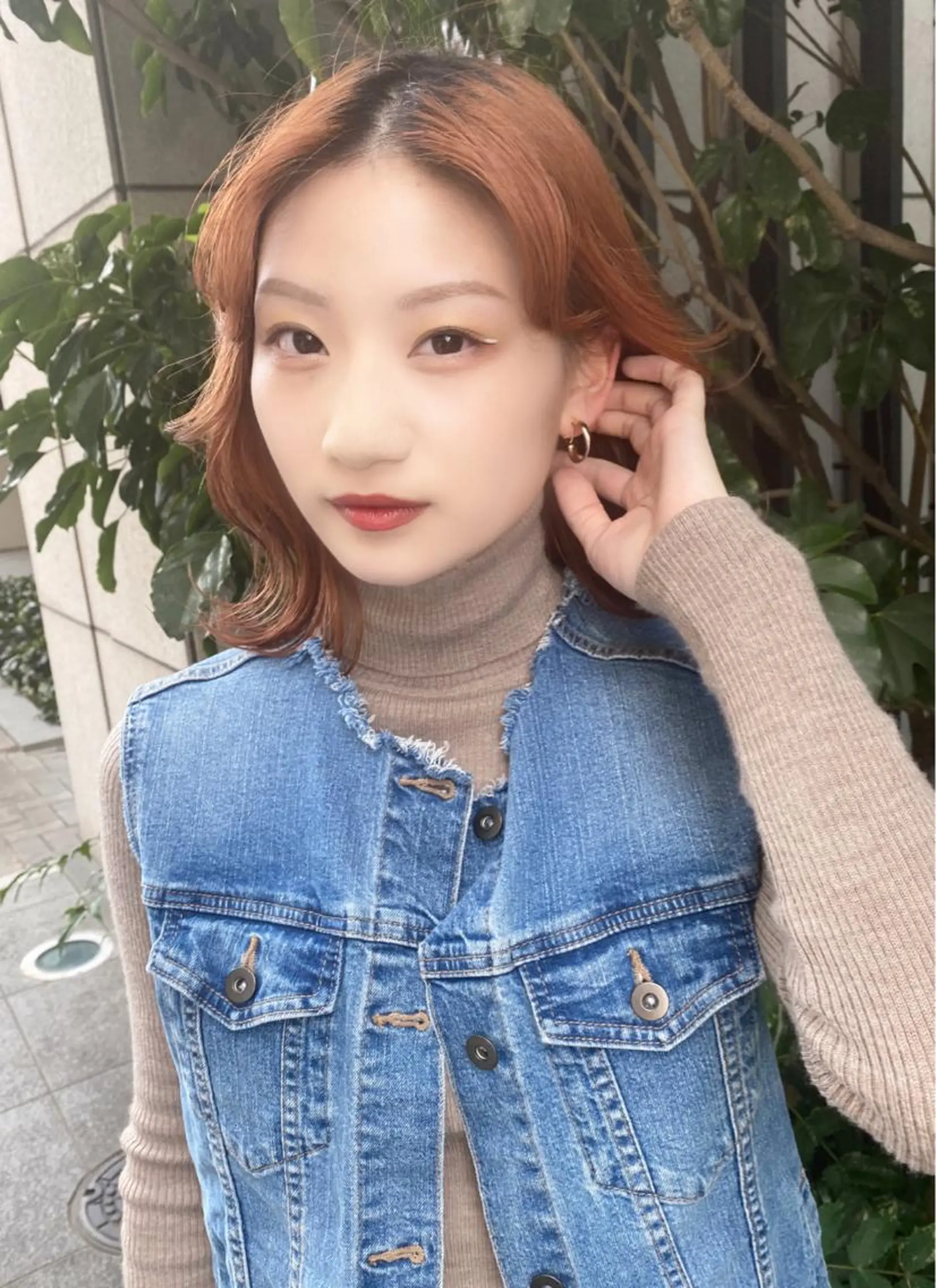 セミロング カラー オレンジ ヘアカラー 山崎 雄太のヘアスタイル