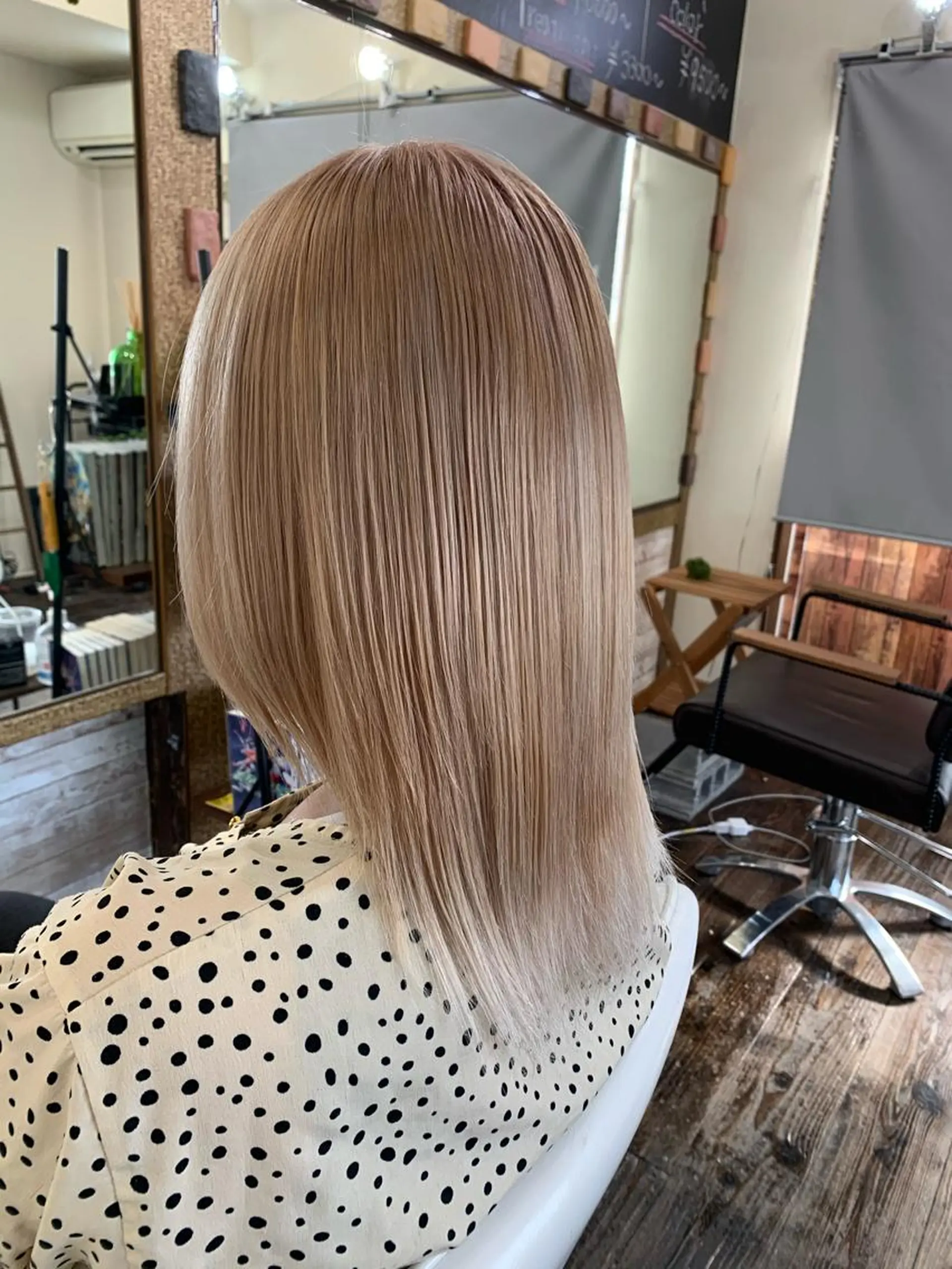 カラー ヘアカラー 渡辺 健太のヘアスタイル