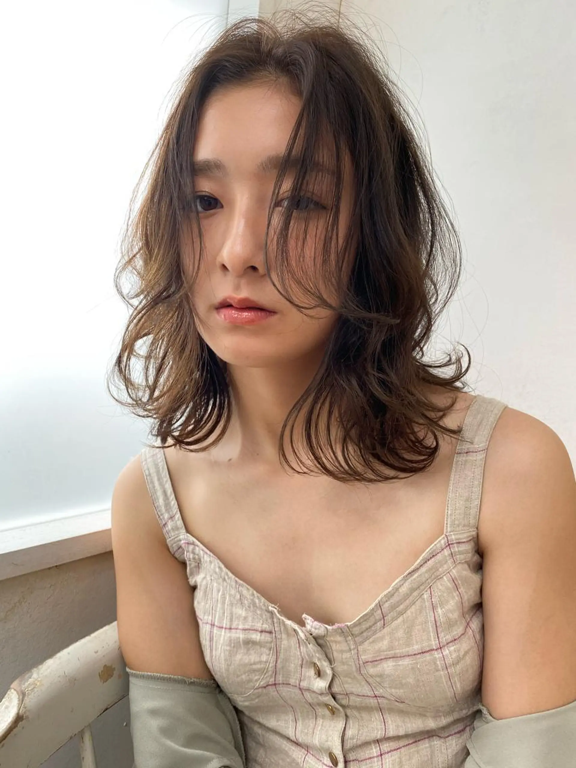 ミディアム 山川 玲奈のヘアスタイル