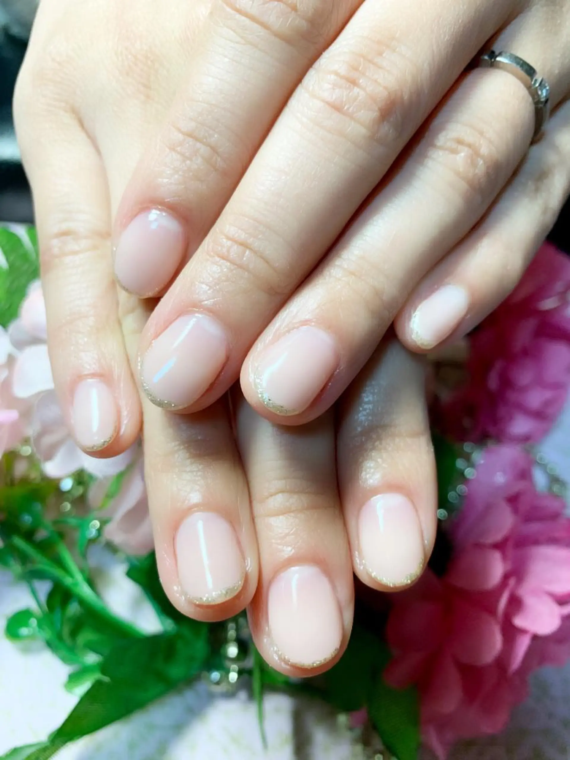 ネイル ラメ(グリッター) ピンク シルバー ハンドネイル 芦原 嘉子のネイルデザイン