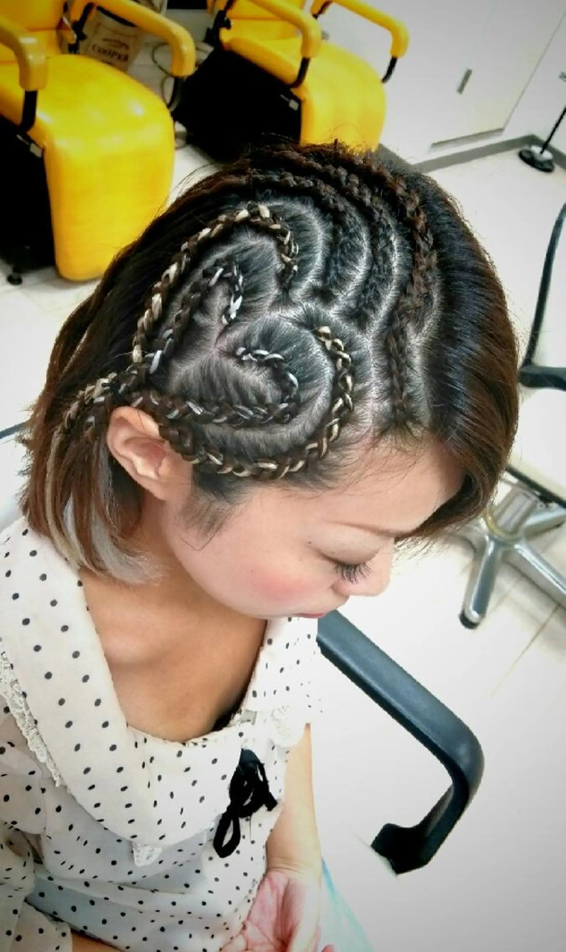 ショート ミディアム セミロング ロング カラー パーマ ヘアアレンジ メンズ キッズ ネイル マツエク・マツパ ハート エミタス ☆のヘアスタイル