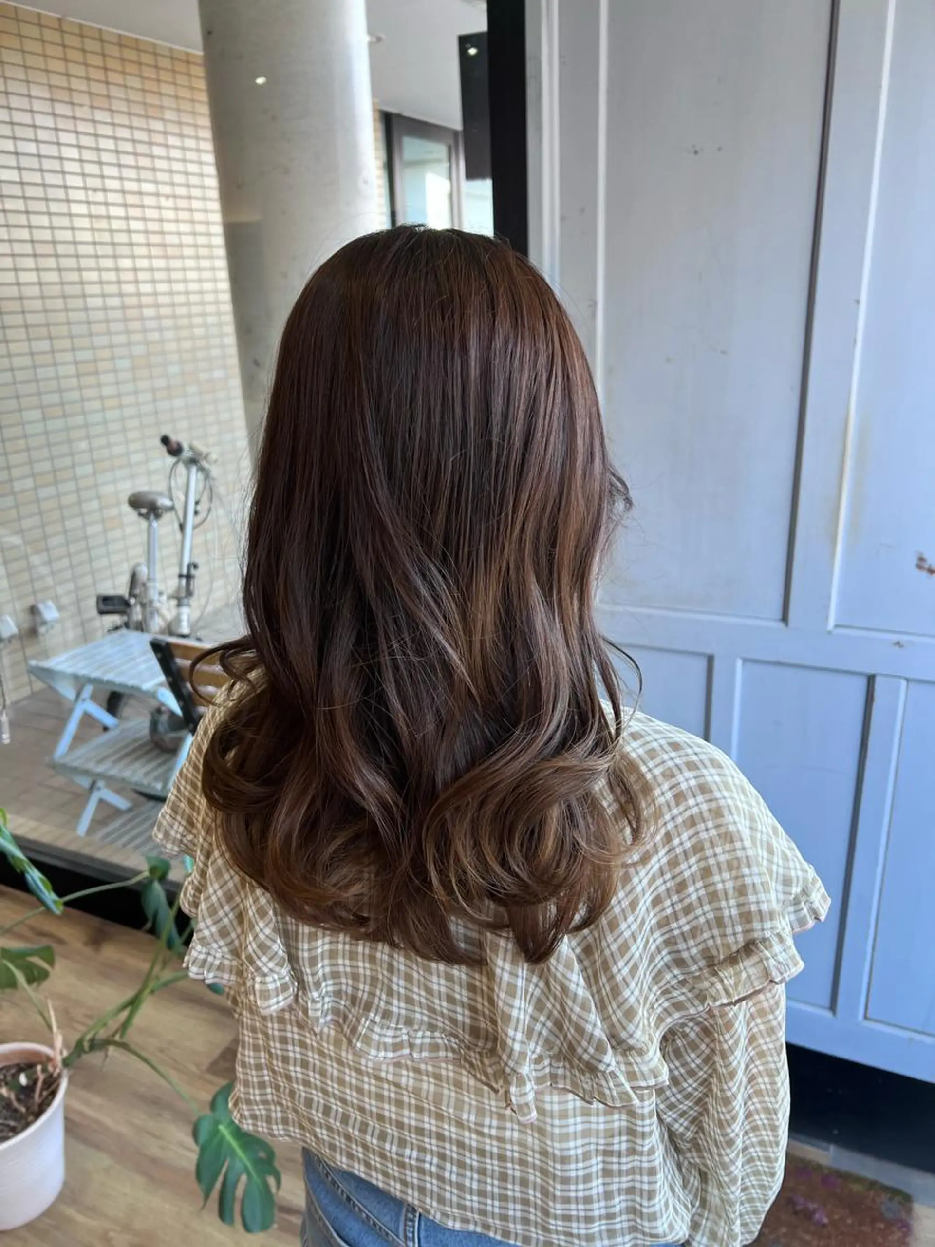 ロング カラー ベージュカラー カット ヘアカラー トリートメント ツキダテ ユイのヘアスタイル