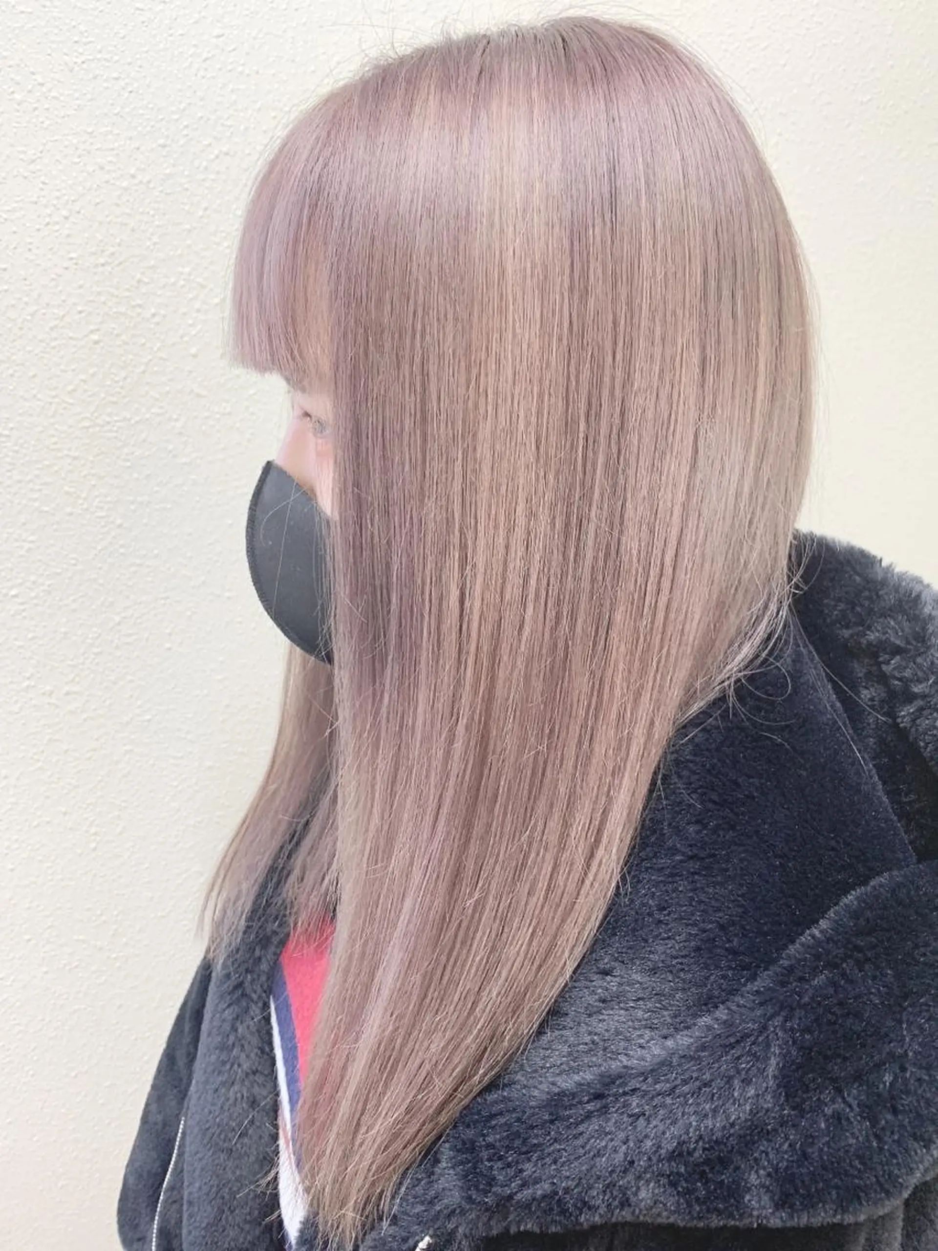 セミロング カラー アディクシーカラー アッシュ バレイヤージュ ミストバング ベージュカラー 髪質改善色素改善特化 keiのヘアスタイル