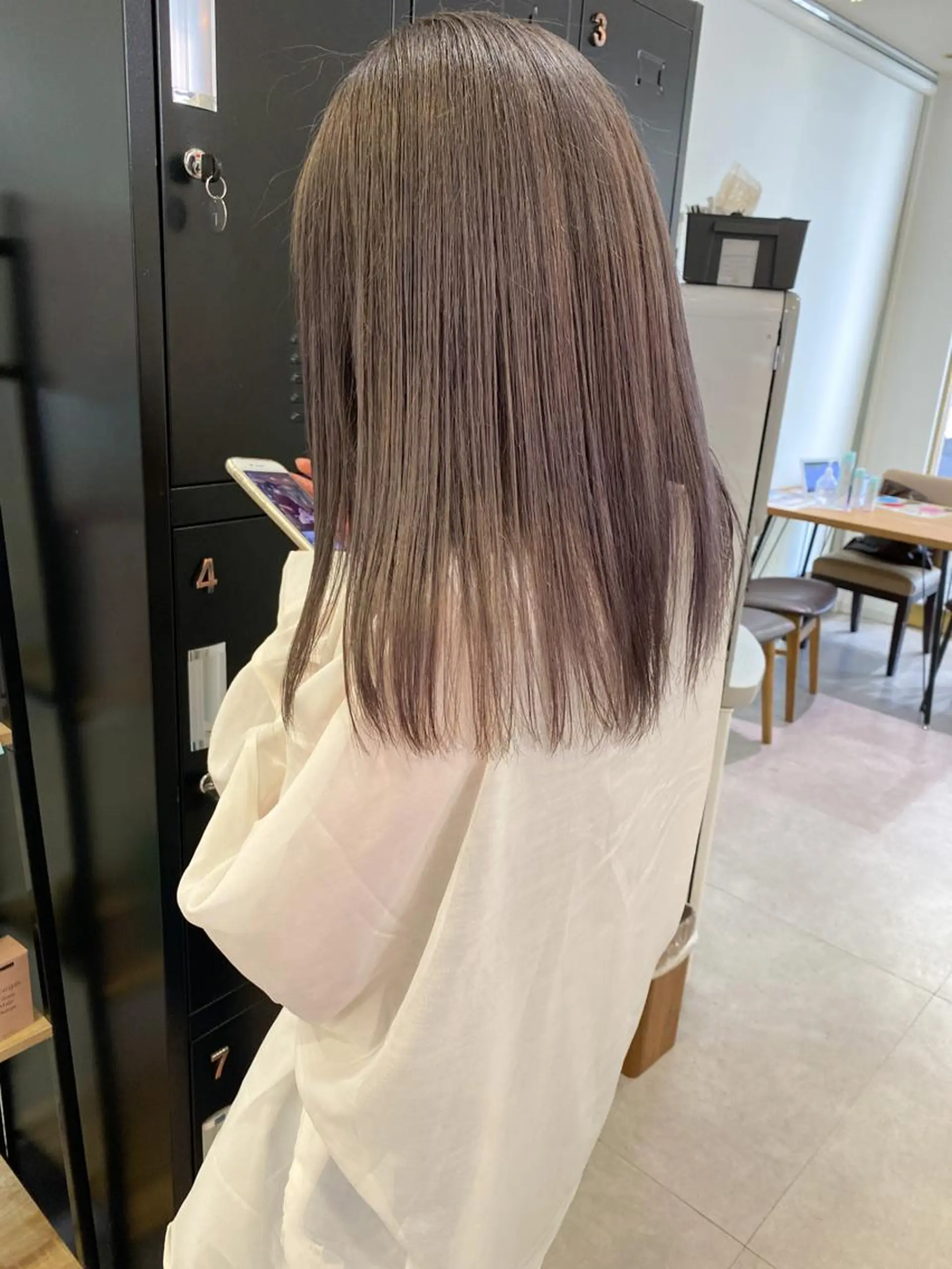ミディアム カラー ブリーチ ヘアカラー トリートメント 透明感カラー／ 髪質改善／ボブ／中山のヘアスタイル