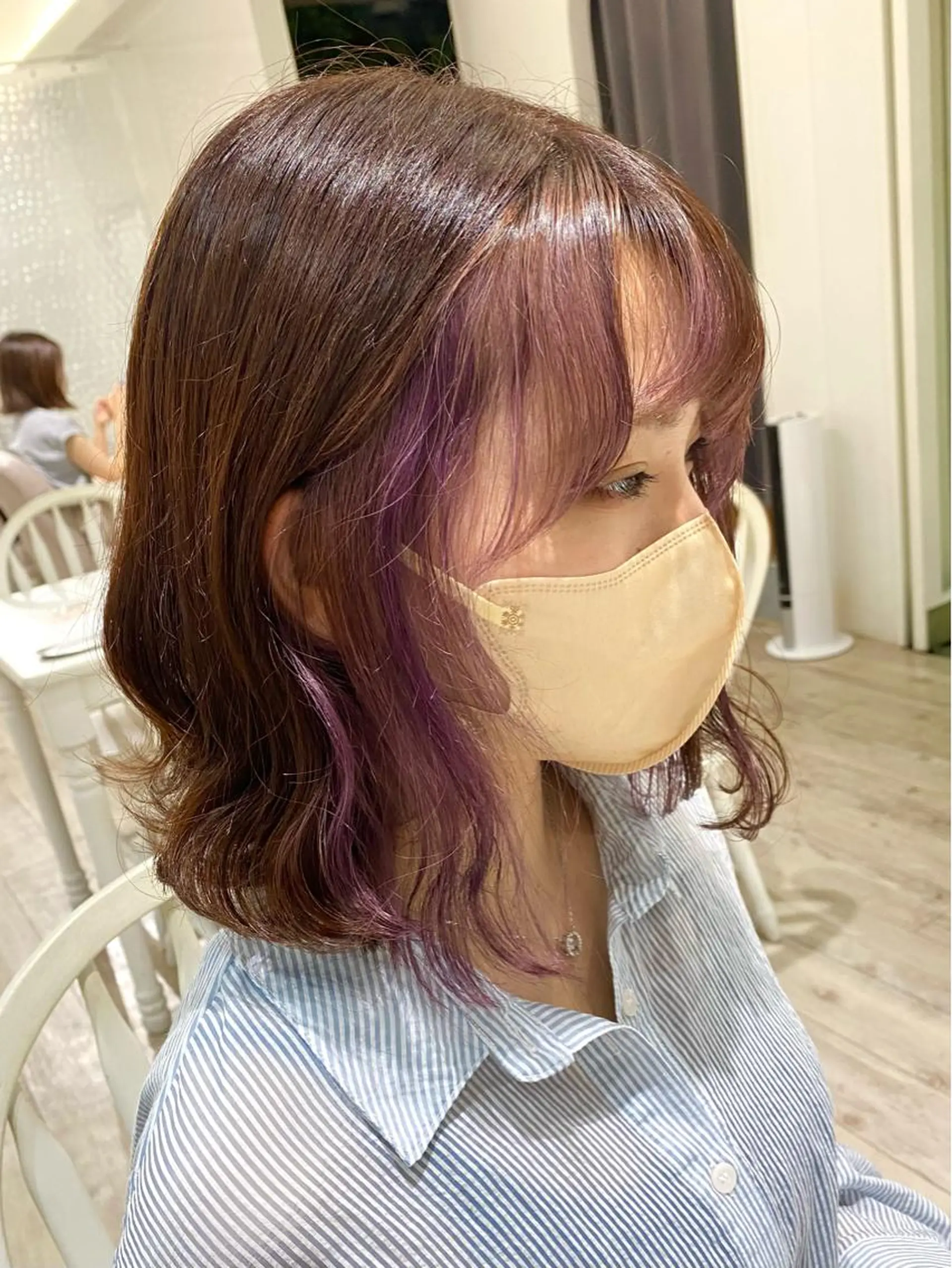 ミディアム カラー ベージュカラー ブリーチ インナーカラー ラベンダーカラー Eliss 堀江所属・暖色カラー🎀 門内 梨真のヘアスタイル