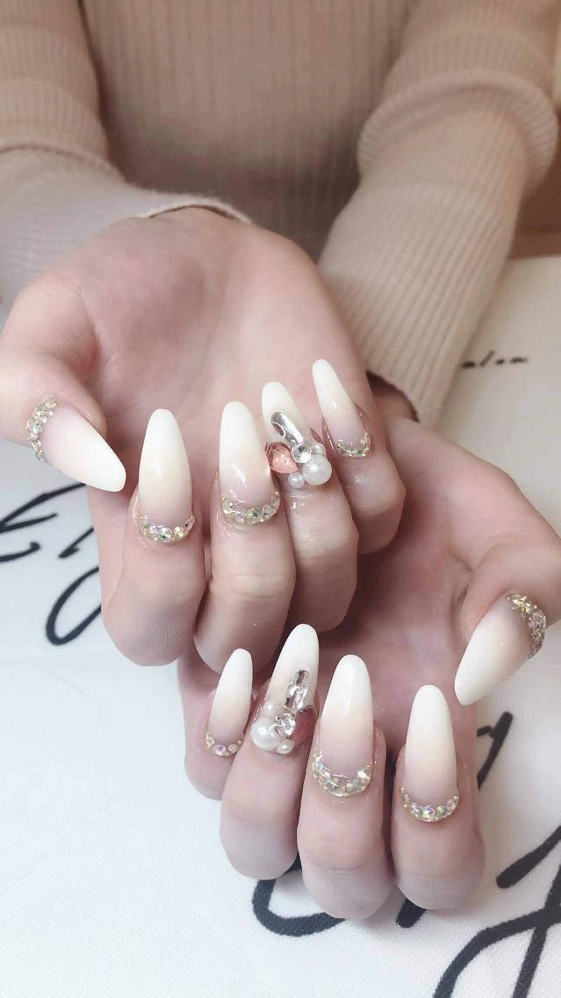 ネイル 🖤スカルプ R🖤のネイルデザイン