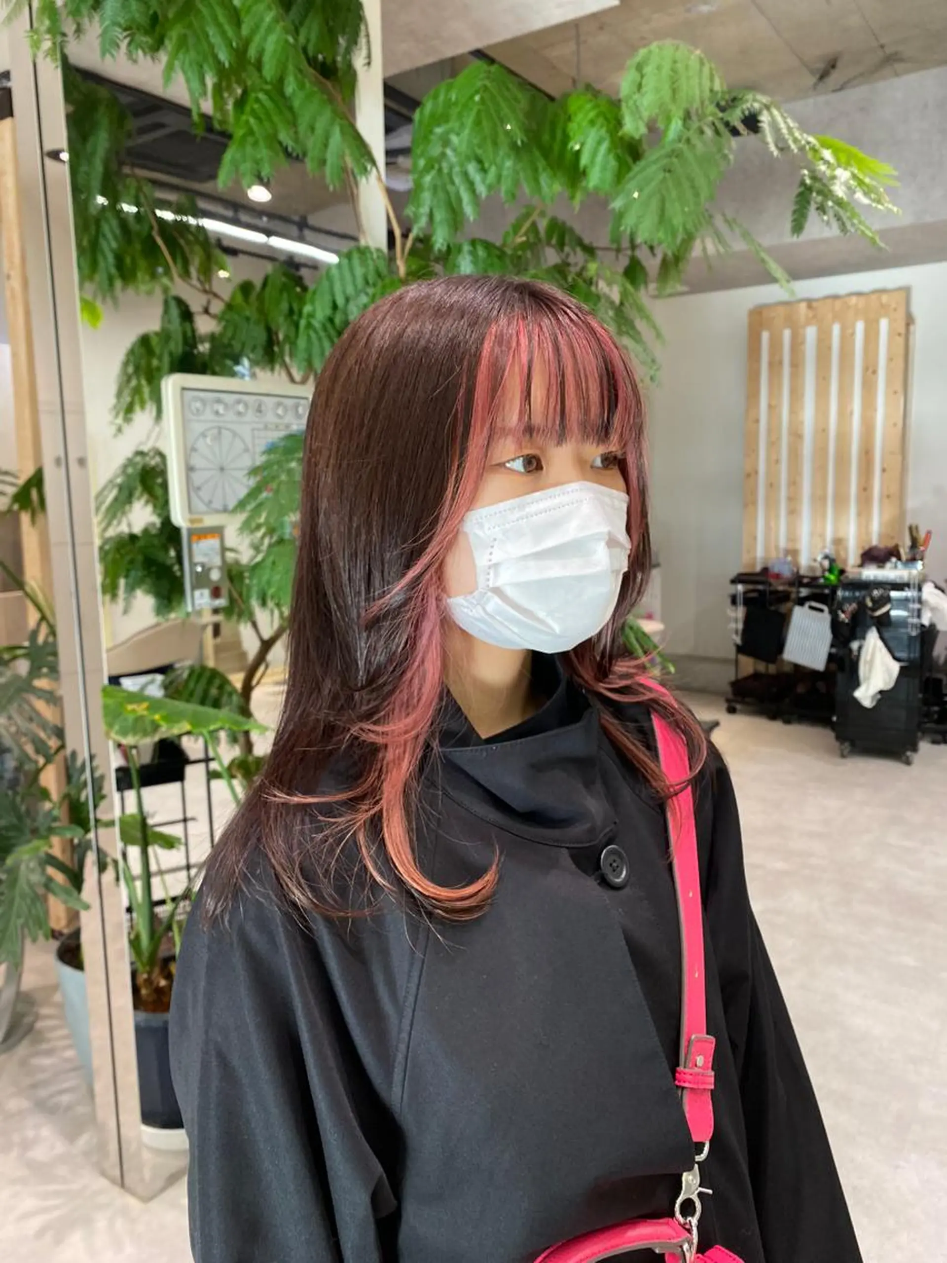 セミロング カラー メンズパーマ支配率 No.1🔥坂井那吏のヘアスタイル