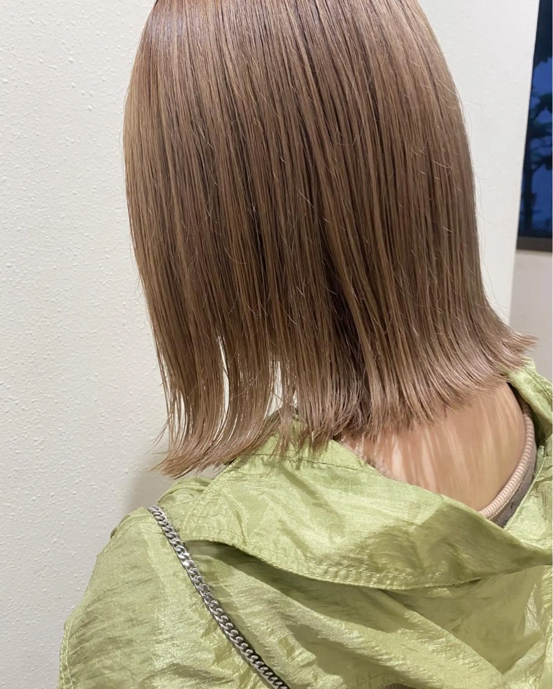 ショート ハイトーンカラー🍑 心斎橋のヘアスタイル