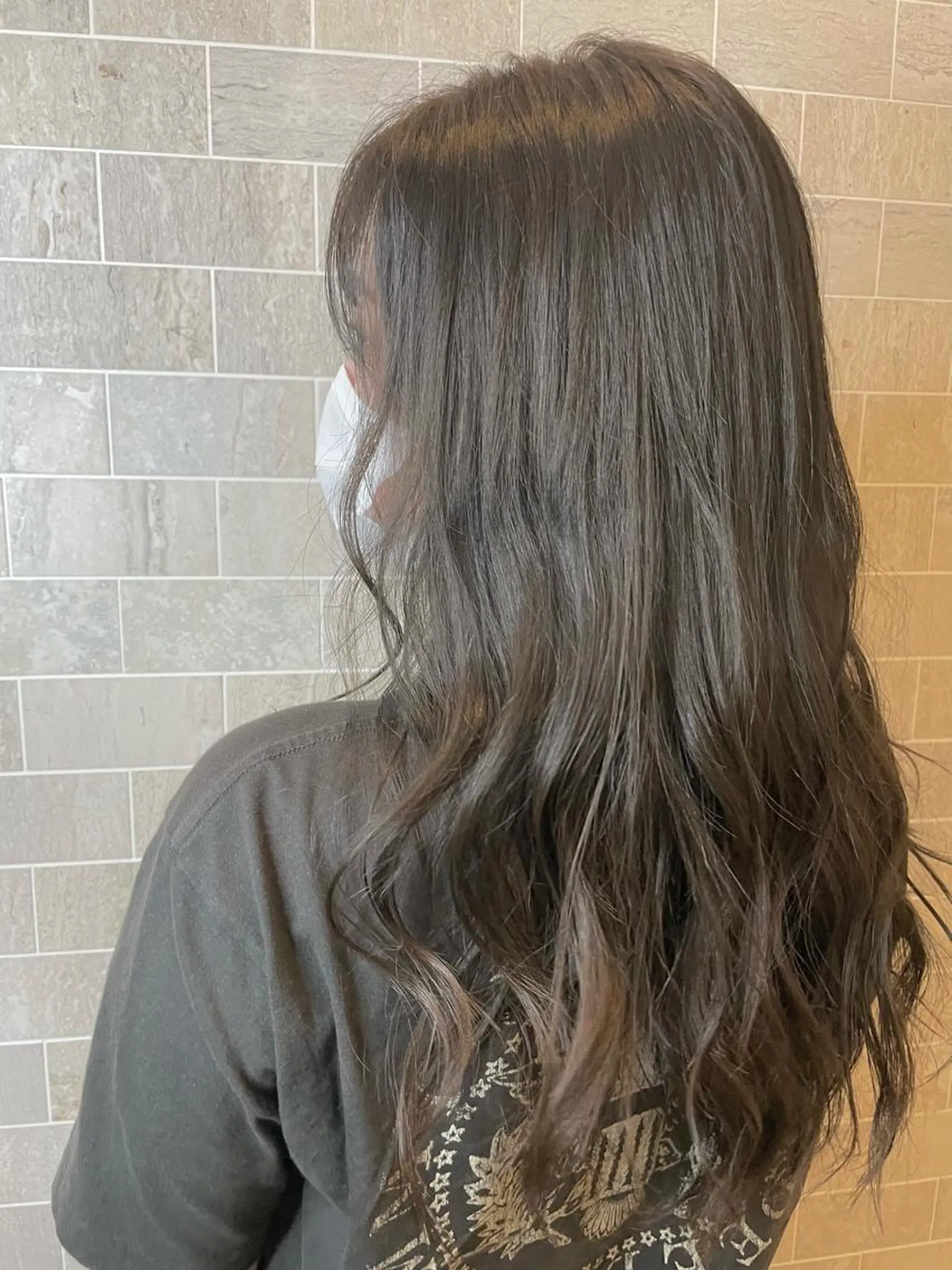 セミロング 栗林 茉那のヘアスタイル