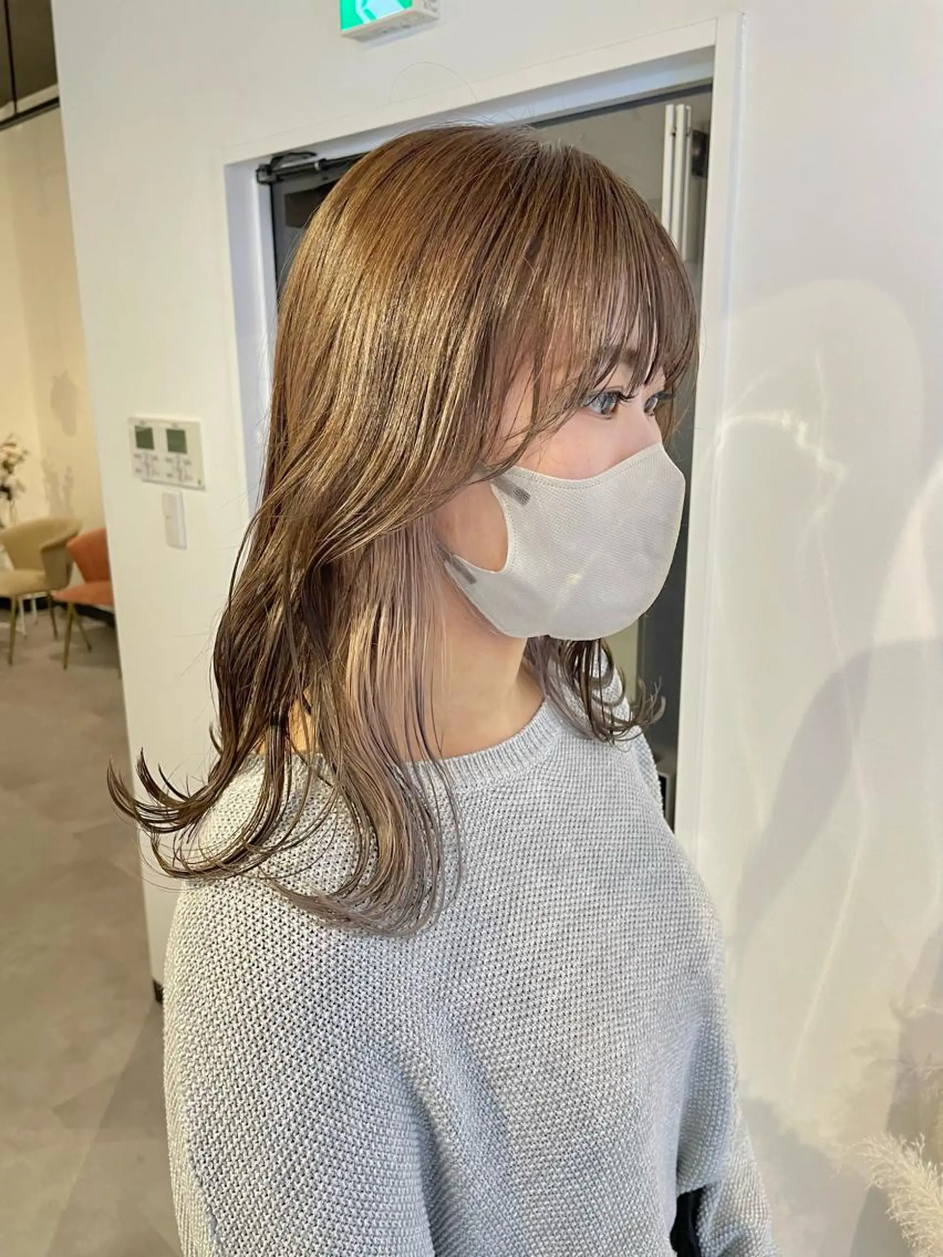 セミロング カラー ブリーチ カット ヘアカラー 👑髪質改善カラー 中垣斗希のヘアスタイル