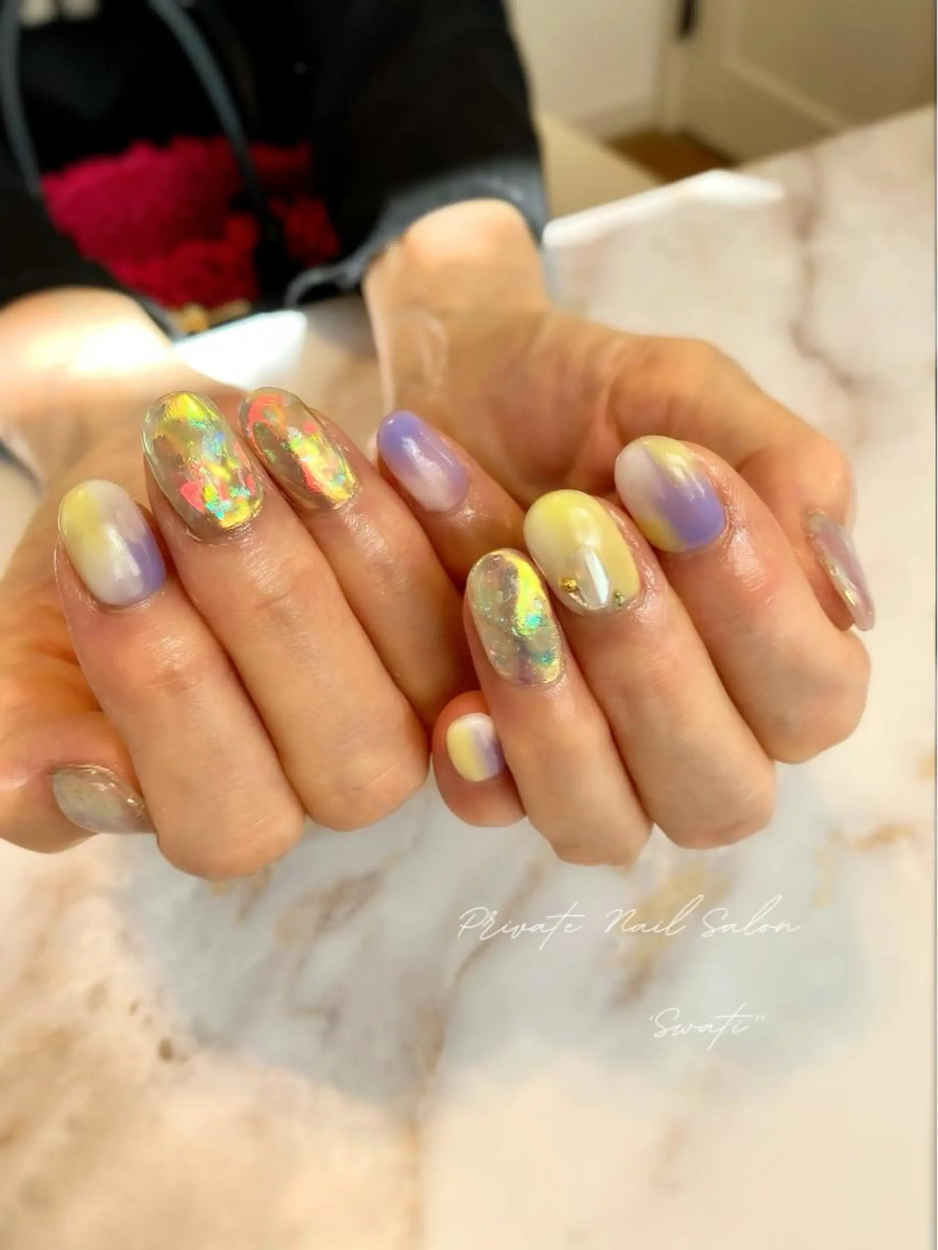 ネイル アートネイル オーロラネイル 氷ネイル・うるうるネイル キラキラネイル 大理石ネイル(マーブル) yuko （ネイリスト）のネイルデザイン