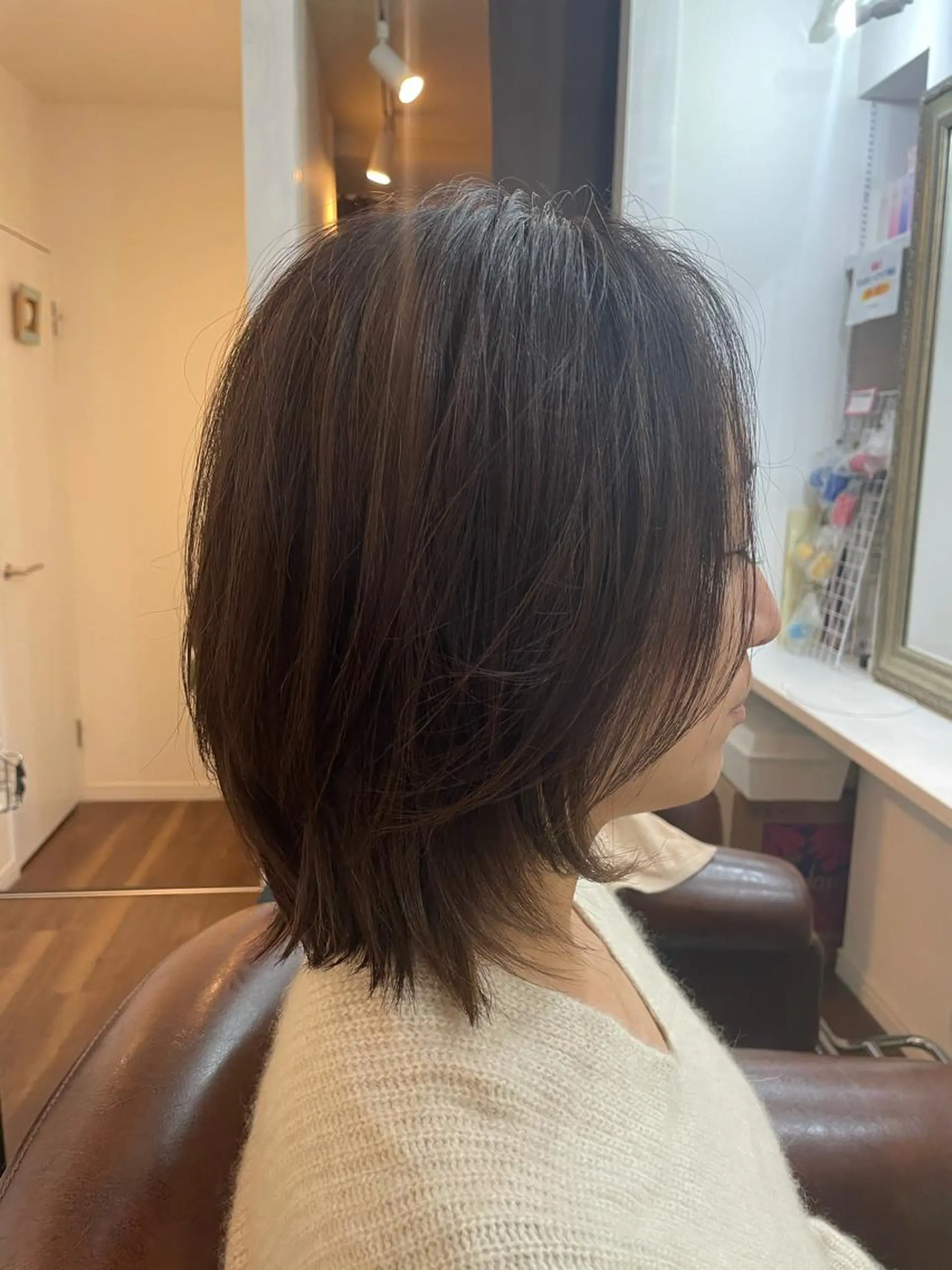 ミディアム ハイライト レイヤーカット ヘアカラー 🌈elua yukaのヘアスタイル