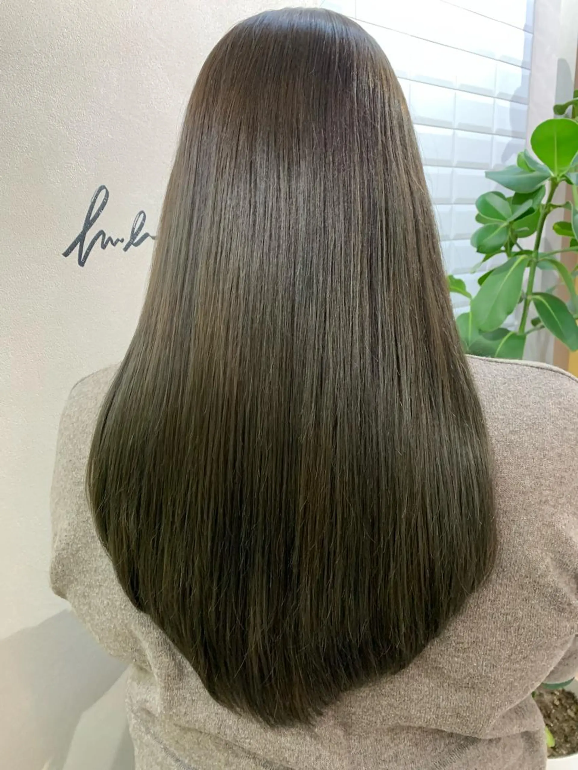 ロング カラー アッシュ カット ヘアカラー トリートメント hub hair レイヤー/透明感のヘアスタイル