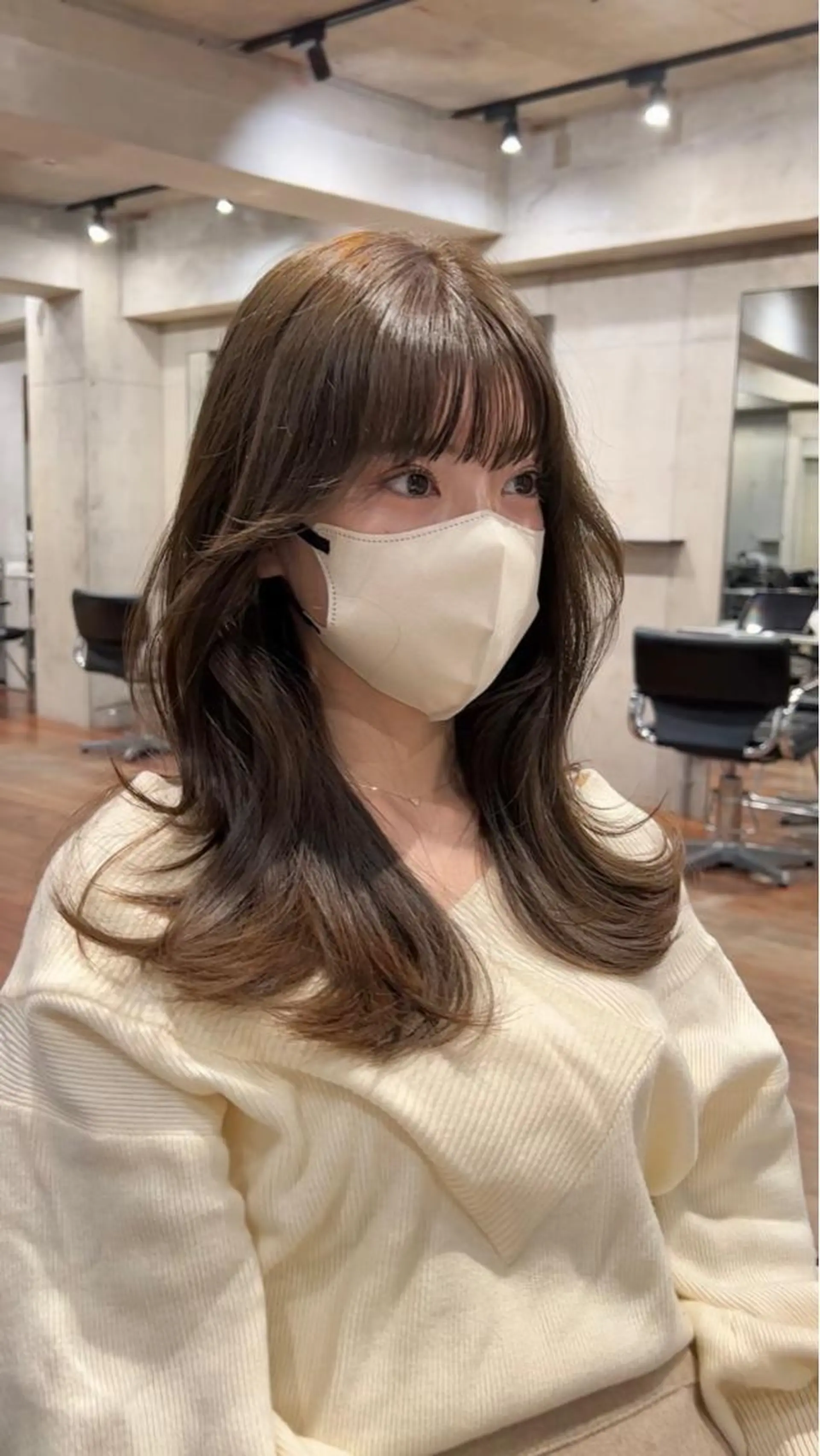 セミロング くびれヘア 長尾 理子のヘアスタイル