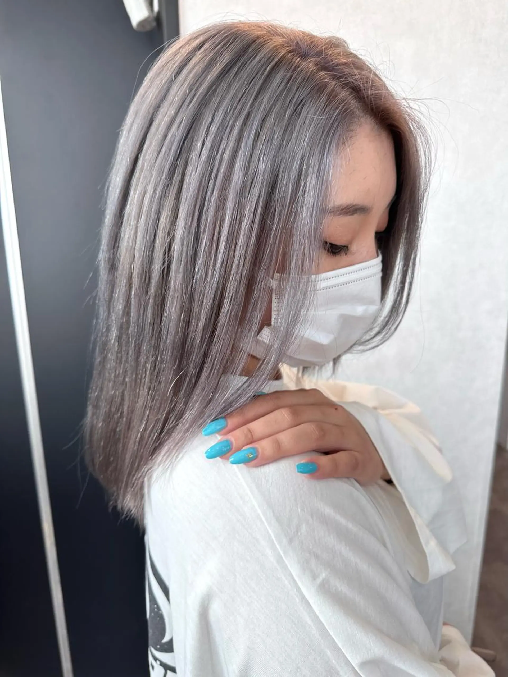 ミディアム カット ヘアカラー Aika 🖤のヘアスタイル