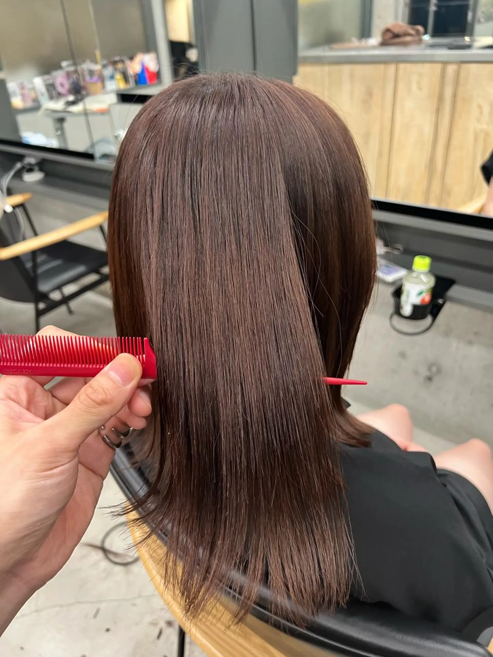 ミディアム カラー くせ毛 誰よりも丁寧なカット 🍀小林輝のヘアスタイル