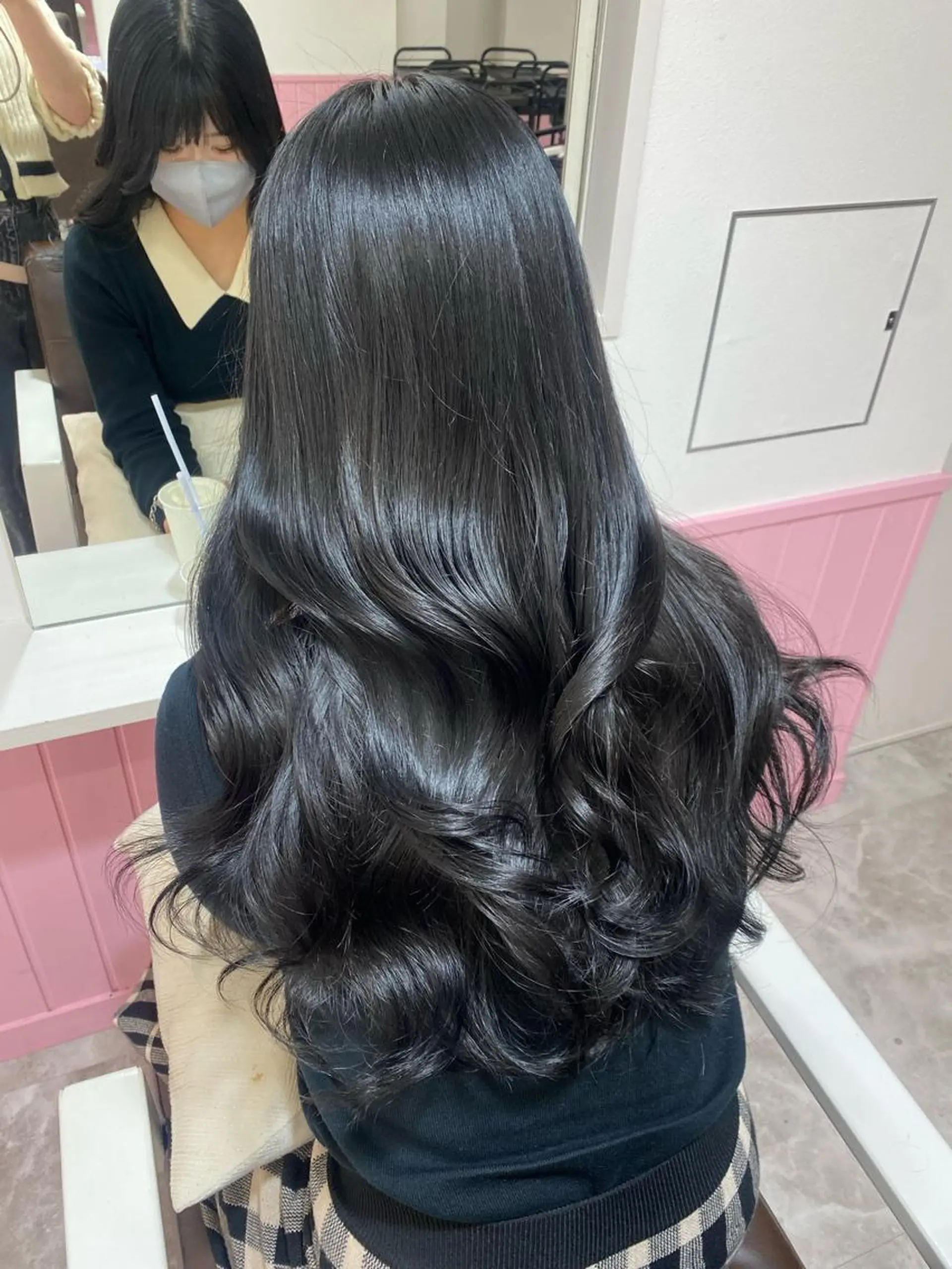 ロング カット ヘアカラー トリートメント 髪質改善韓国レイヤー SHIORI🦋のヘアスタイル