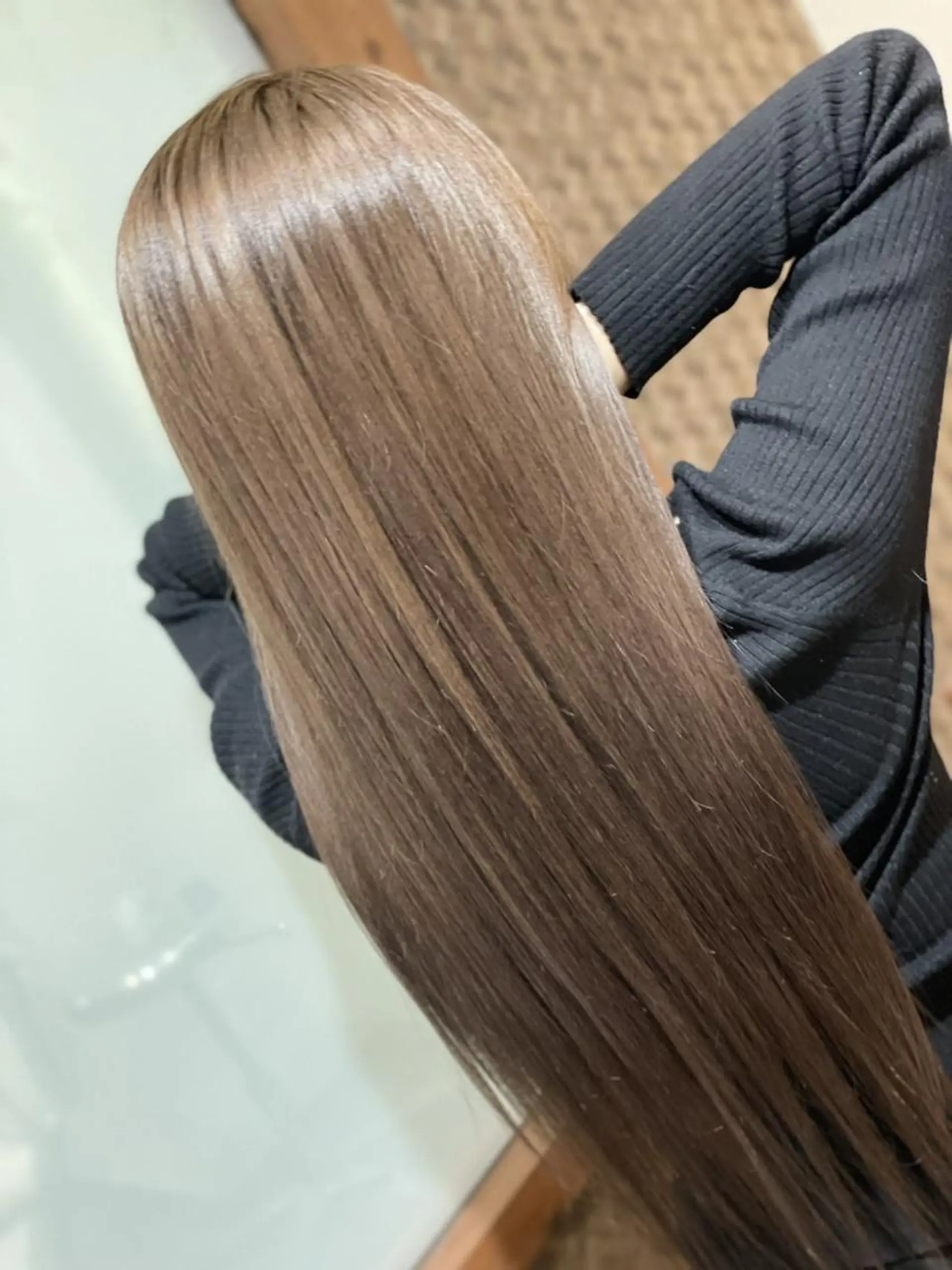 ロング カラー ベージュカラー ブリーチ ミルクティーベージュ ヘアカラー トリートメント FOR HAIRのヘアスタイル