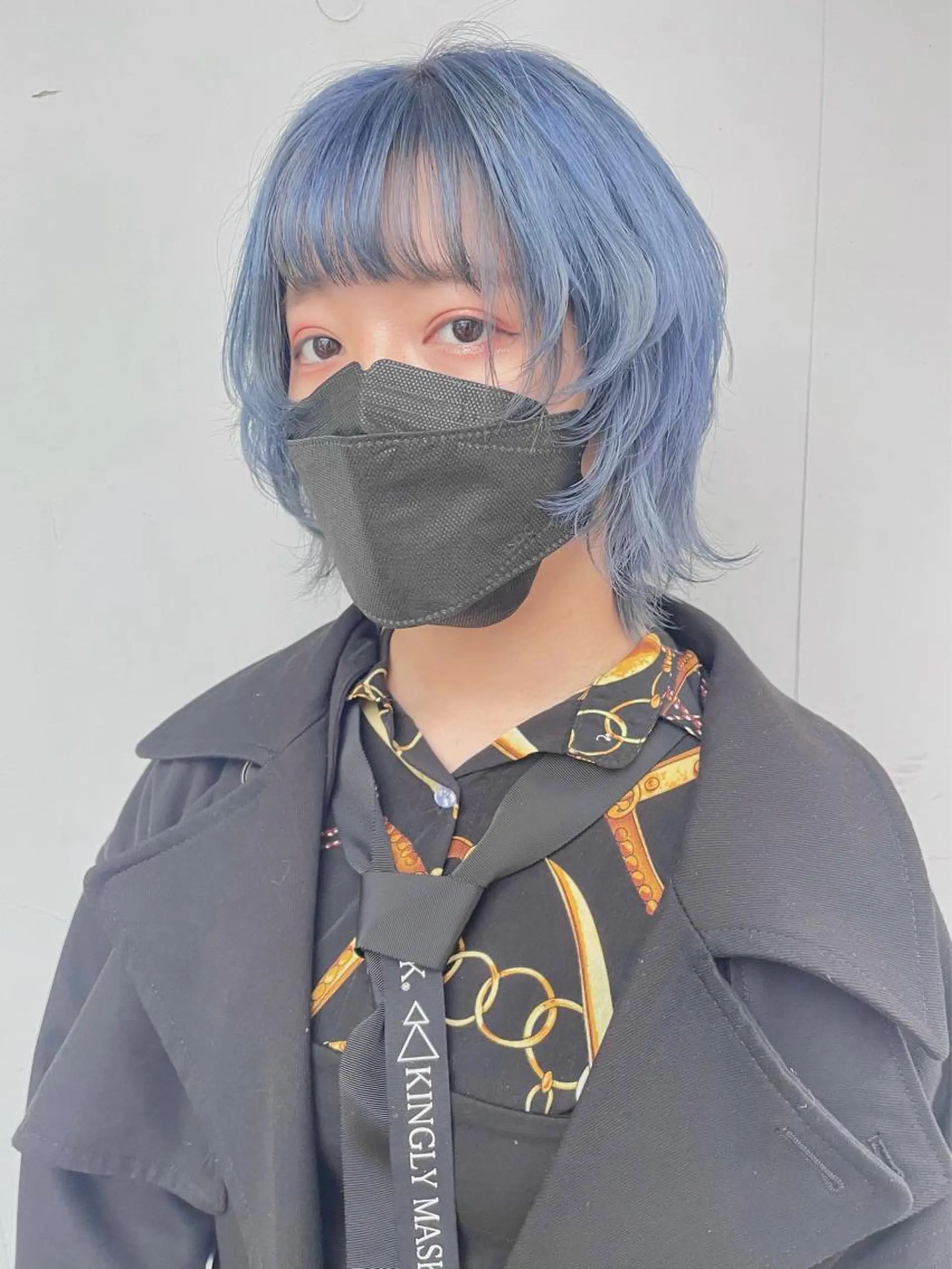 ショート カラー アディクシーカラー ブリーチ ブルーカラー ケアブリーチ ダブルカラー カット ヘアカラー トリートメント もにか🌞原宿/渋谷 🌝ブリーチカラーのヘアスタイル