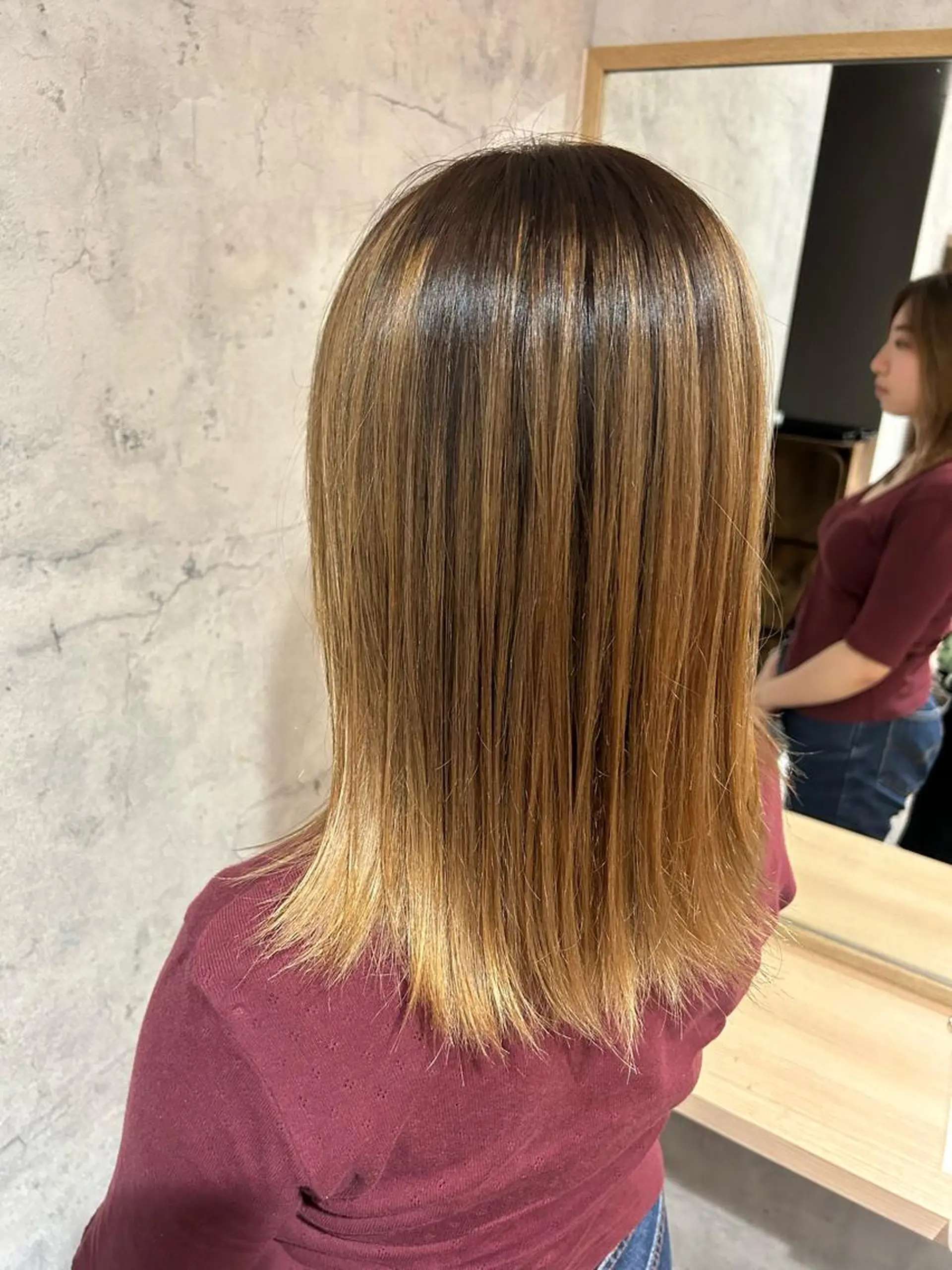 ミディアム カラー バレイヤージュ レイヤーカット ヘアカラー パーソナルカラー 診断🍀マリンのヘアスタイル