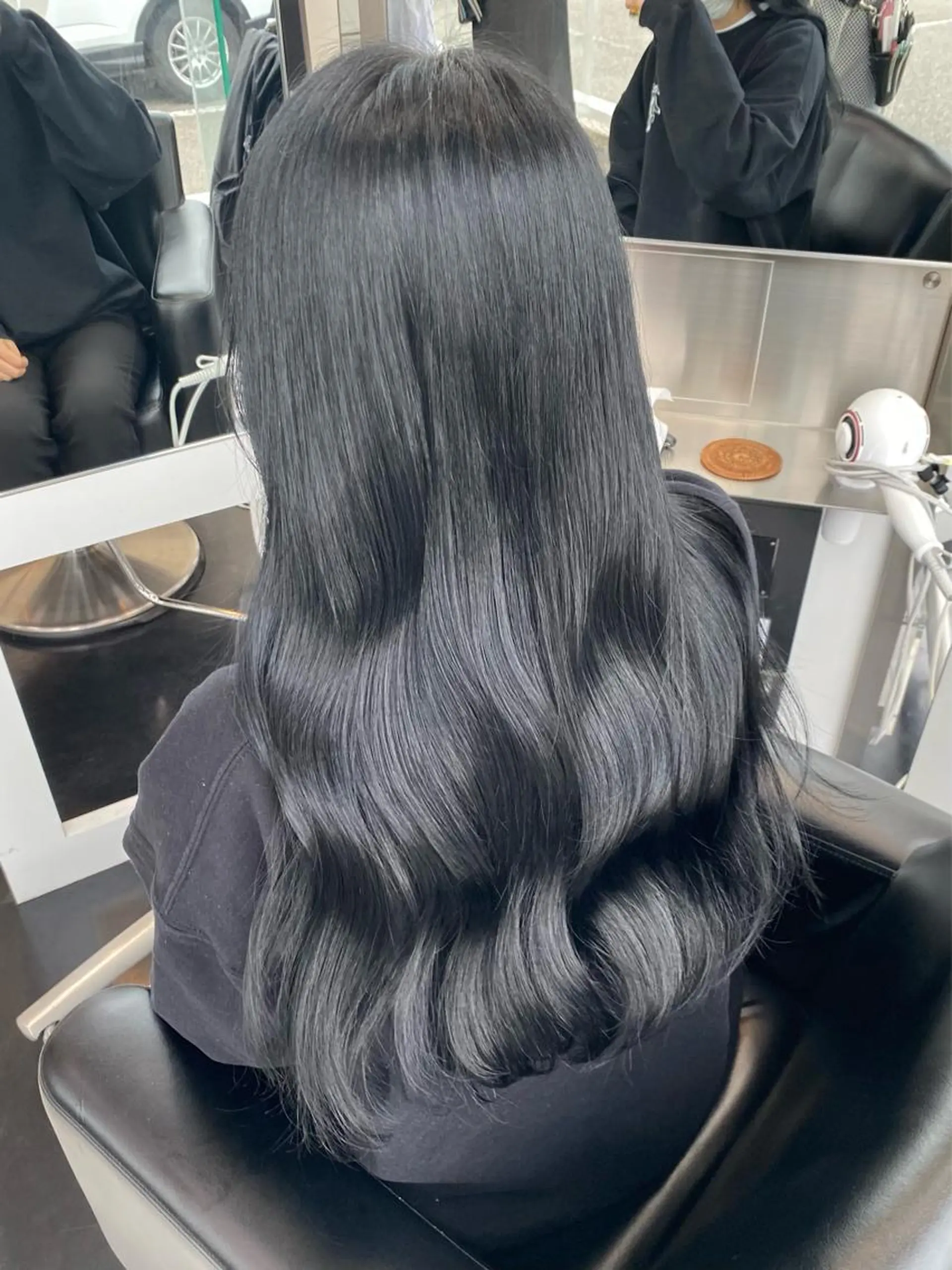 ロング カラー ホリイ ハルカのヘアスタイル